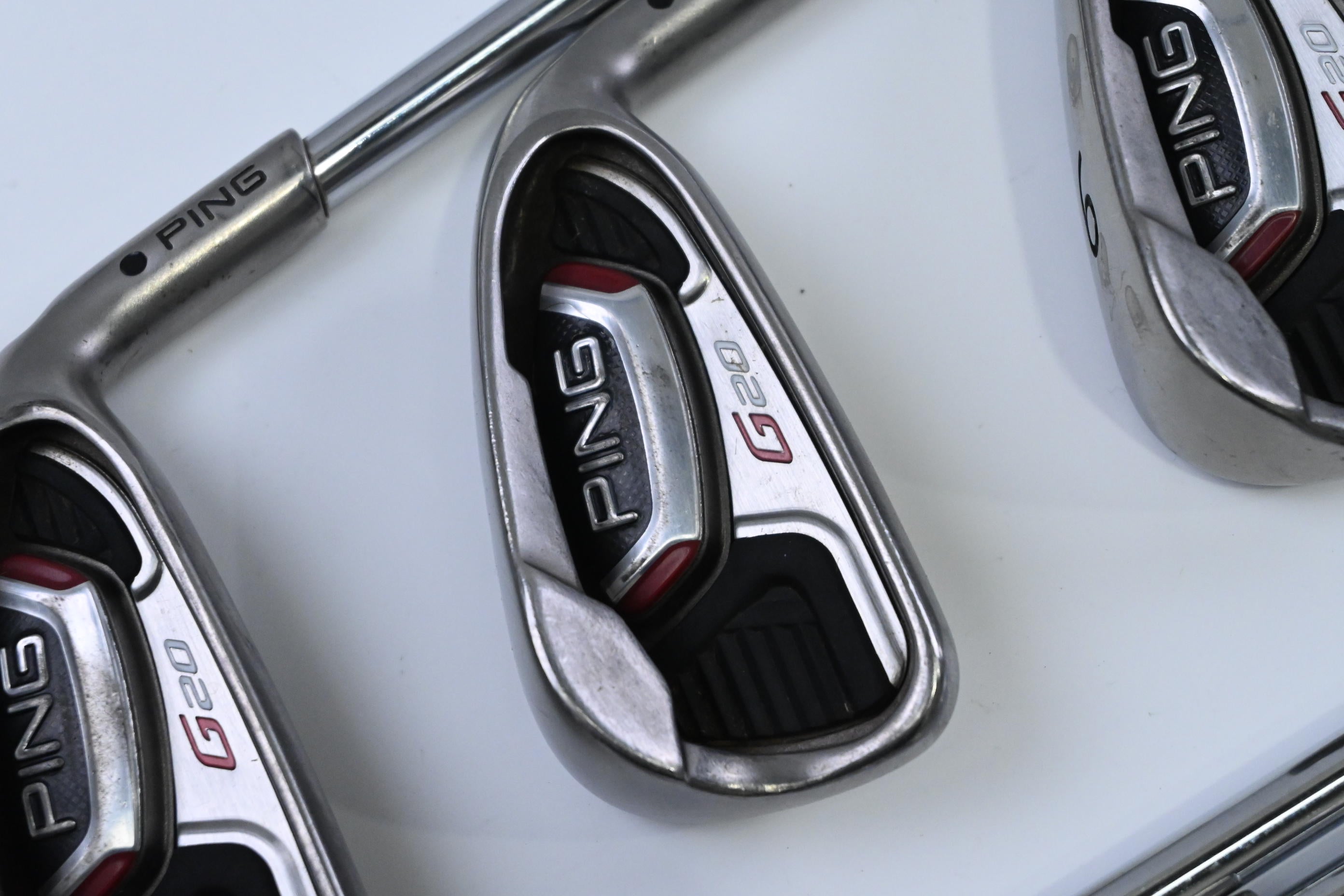 Ping G20 Irons / 4-PW+SW / Black Dot / Regular Flex Ping CFS Shafts