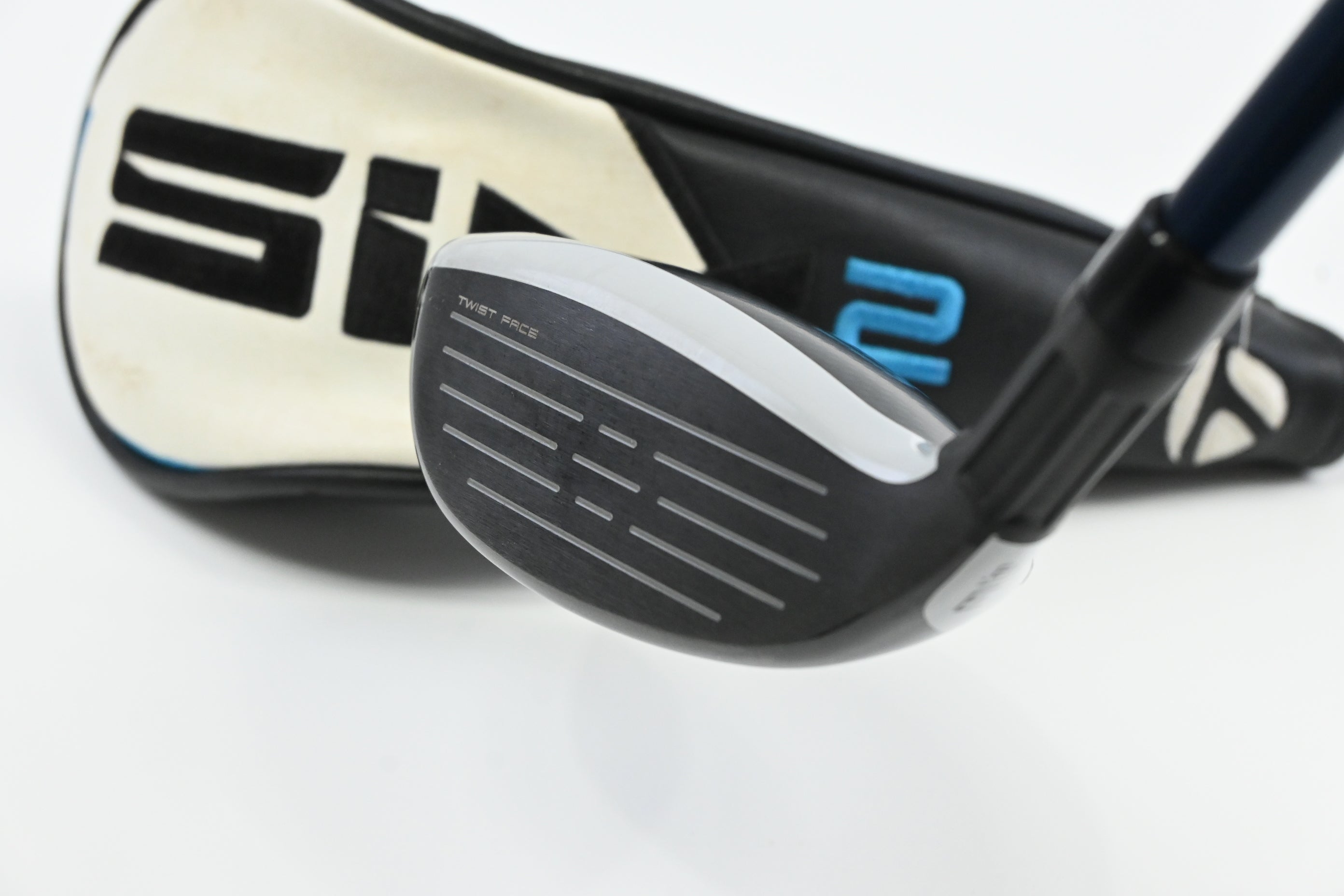 Taylormade SIM2 Max #3 Hybrid / 19 Degree / Regular Flex Fujikura Ventus Blue 6