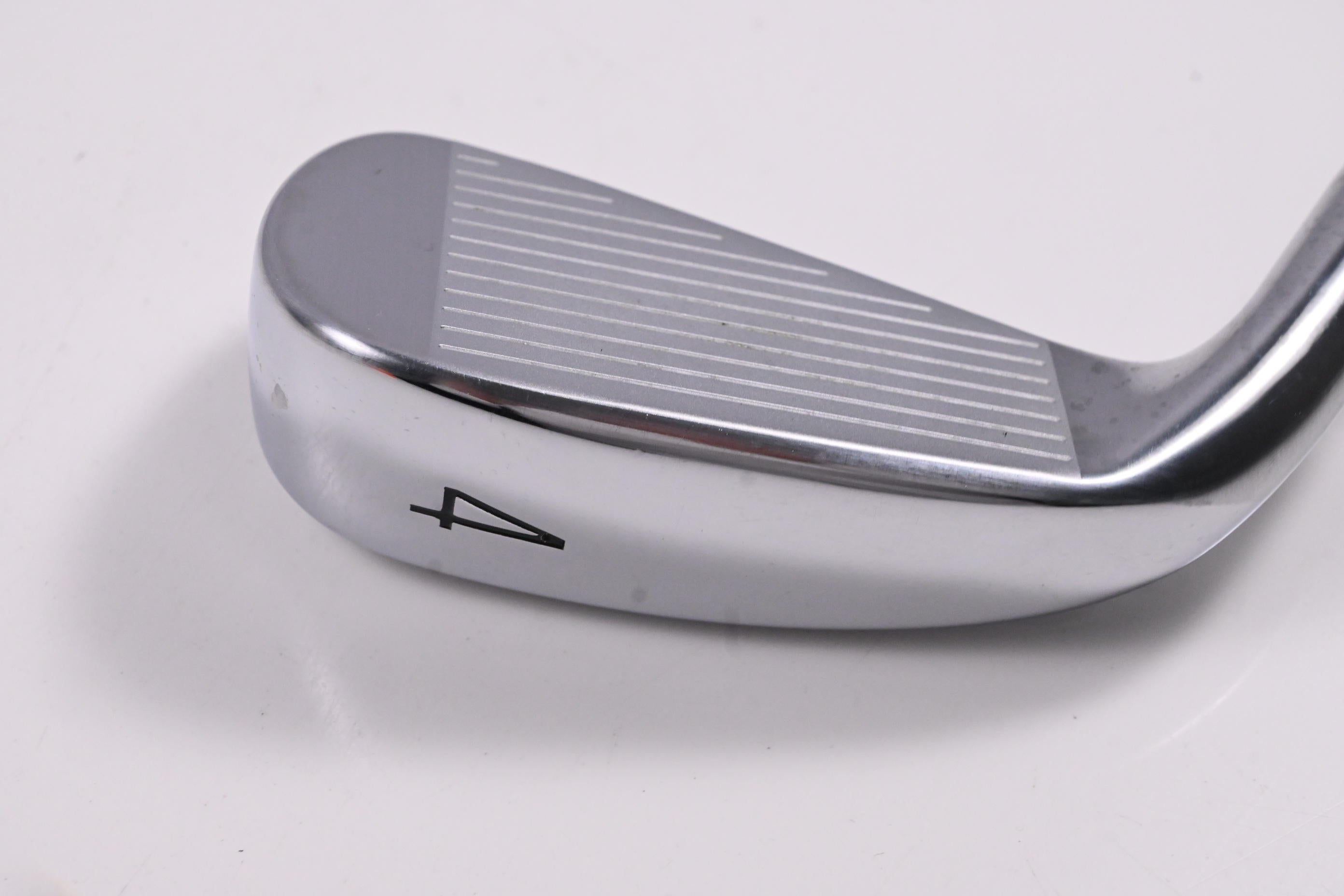 Titleist U505 #4 Iron / 22 Degree / Regular Flex Hzrdus Smoke RDX Black 80 Shaft