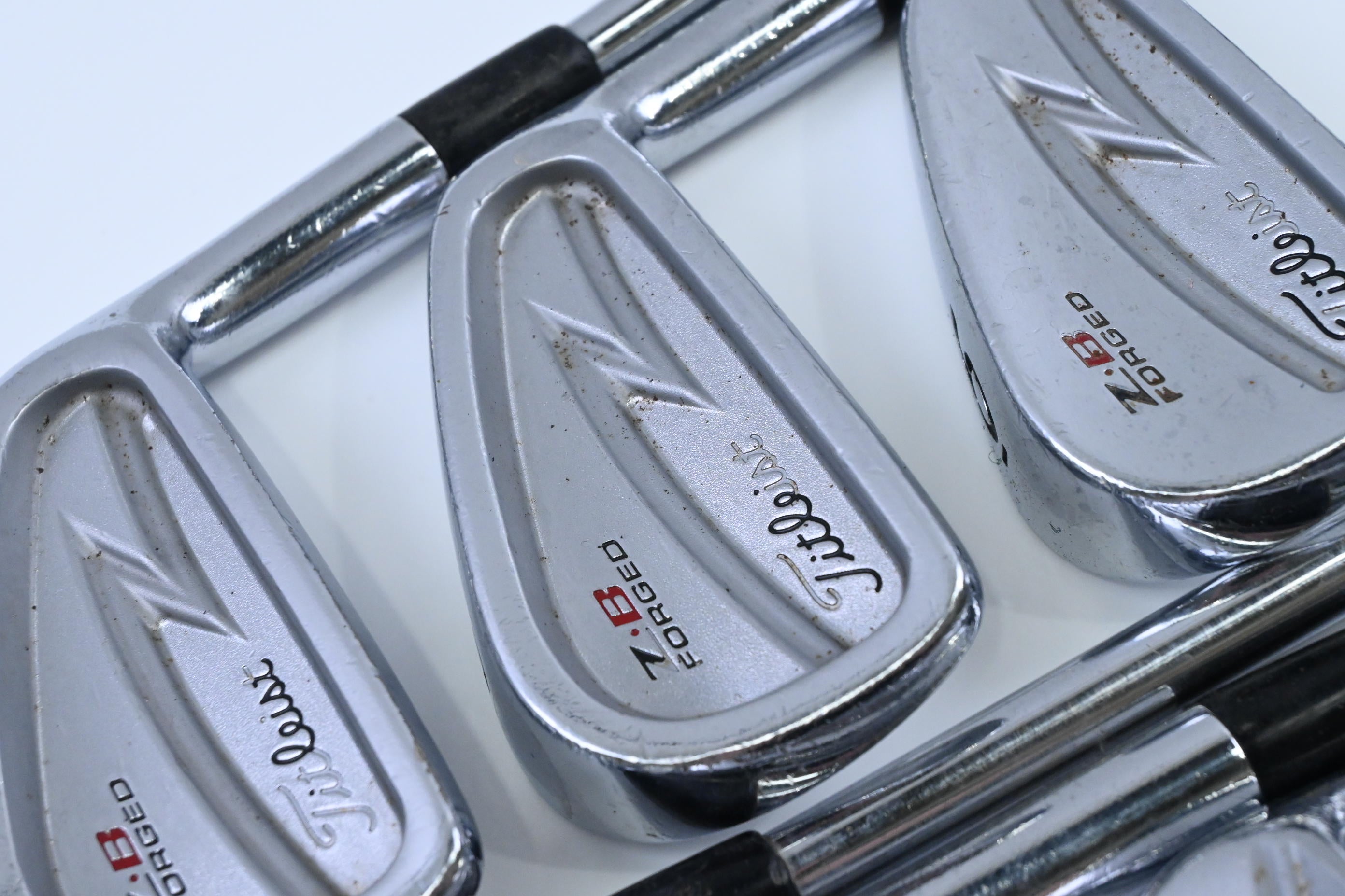 Titleist ZB Forged Irons / 4-PW / Stiff Flex Dynamic Gold S300 Shafts