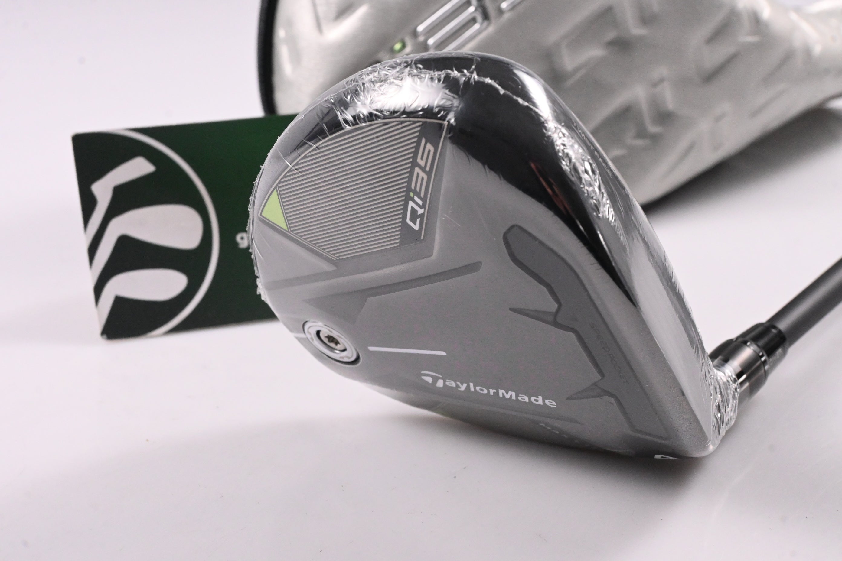 Taylormade Qi35 Max Lite #5 Wood / 18.5 Degree / Senior Flex Vanquish 4 Shaft