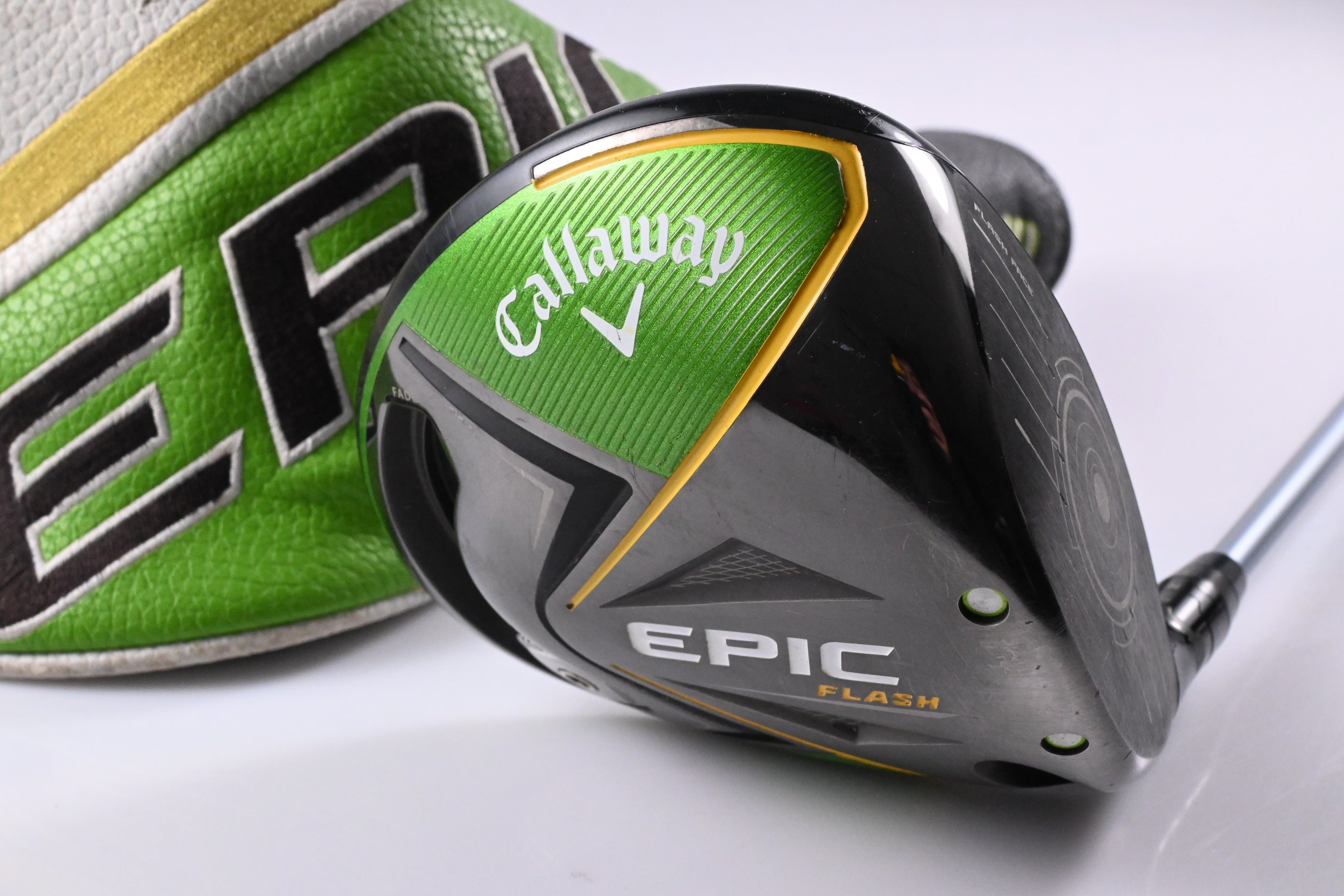 Callaway Epic Flash Driver / 12 Degree / Regular Flex HZRDUS T800 55 Shaft