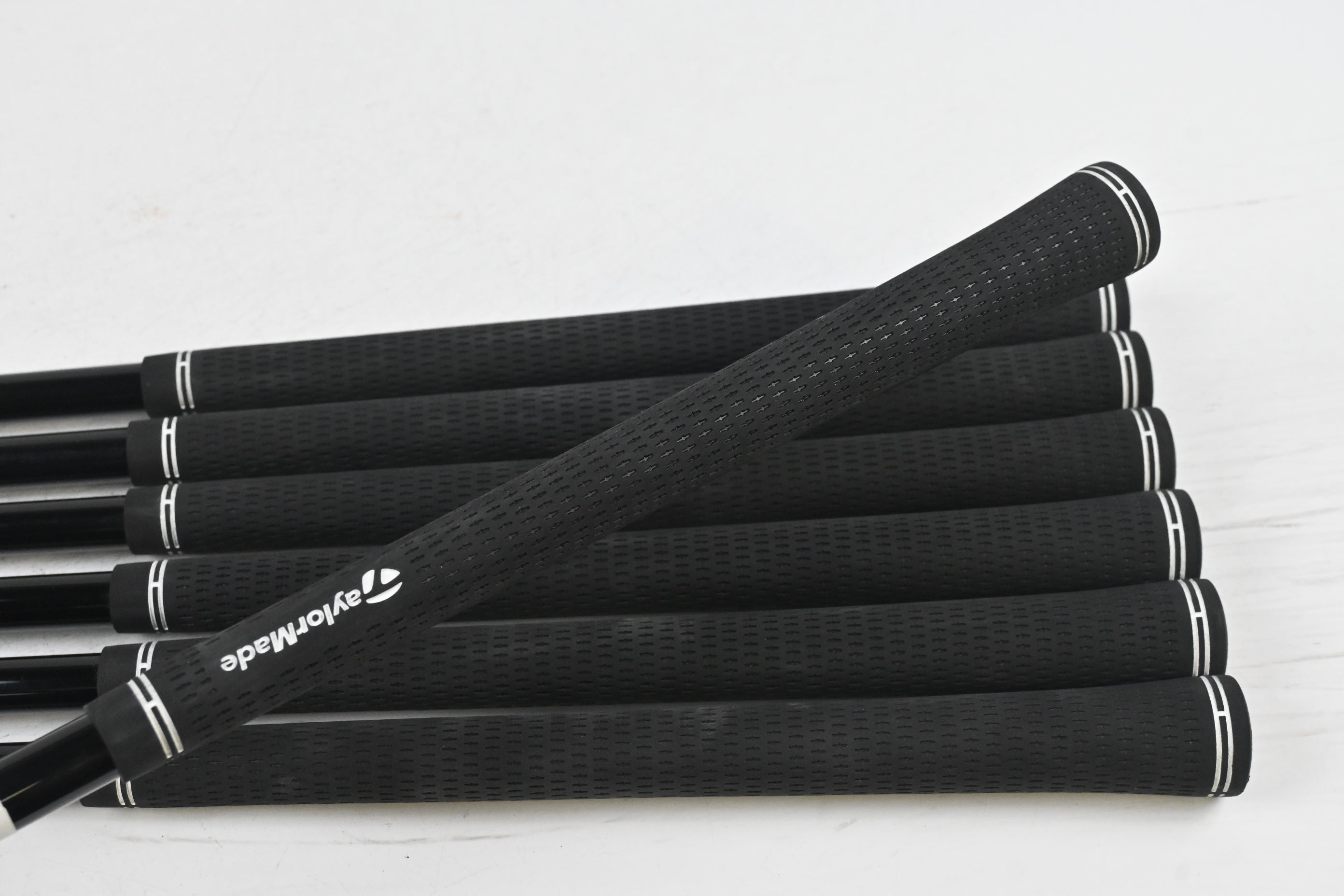 Taylormade P.7CB Irons / 4-PW / Stiff Flex MMT Black 105 Shafts
