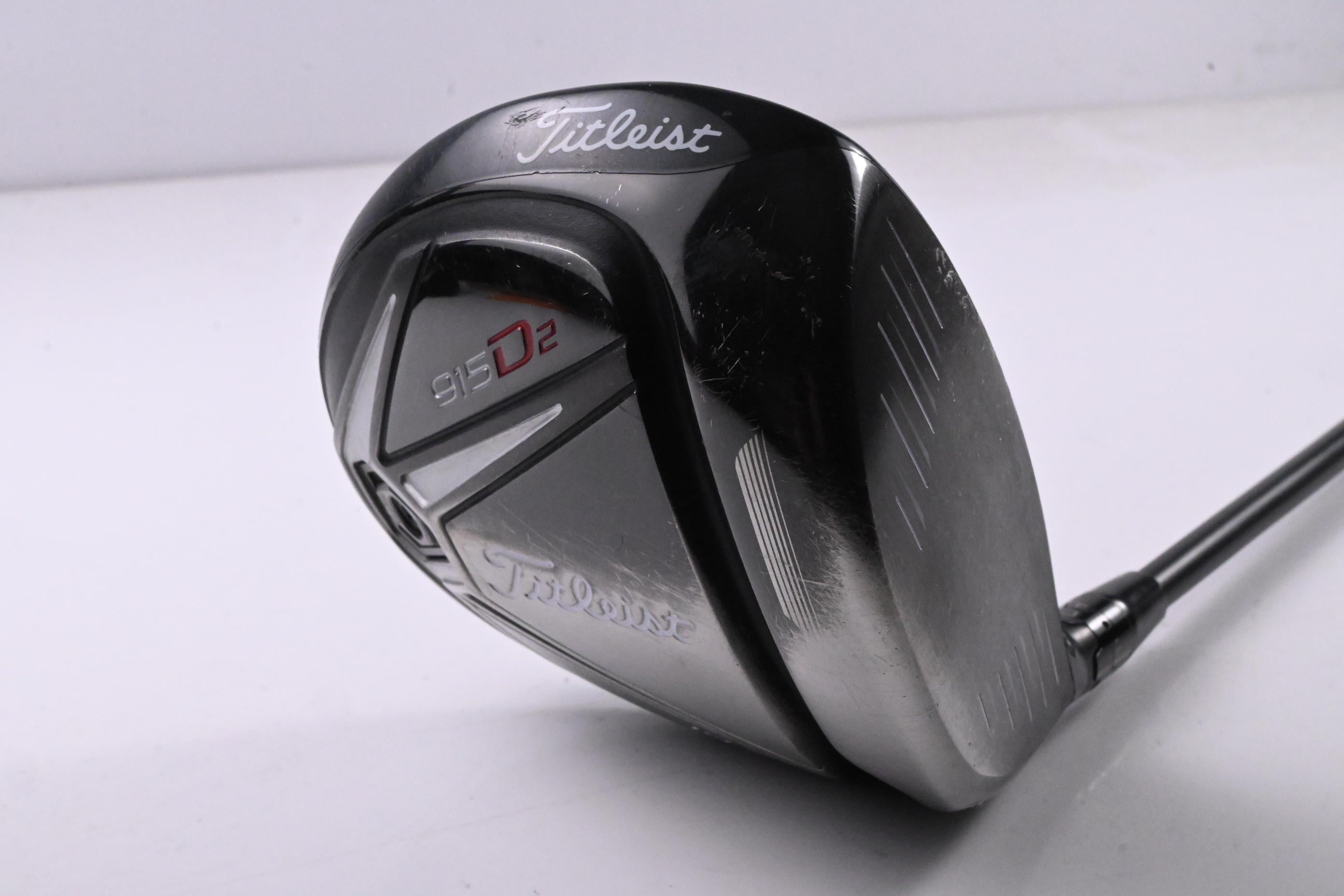 Titleist 915 D2 Driver / 10.5 Degree / X-Flex HZRDUS Black 75 Handcrafted Shaft