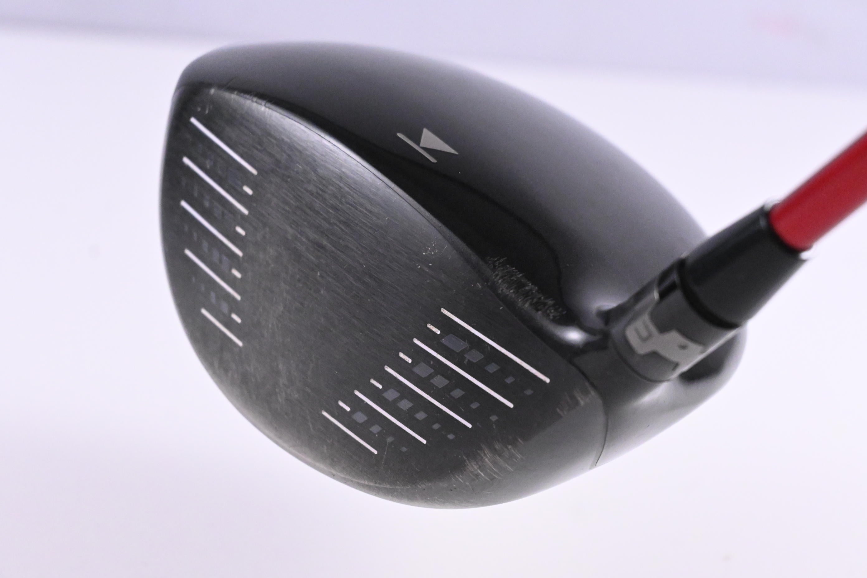 Titleist 913 D2 Driver / 12 Degree / Regular Flex Bassara Hi 55 Shaft