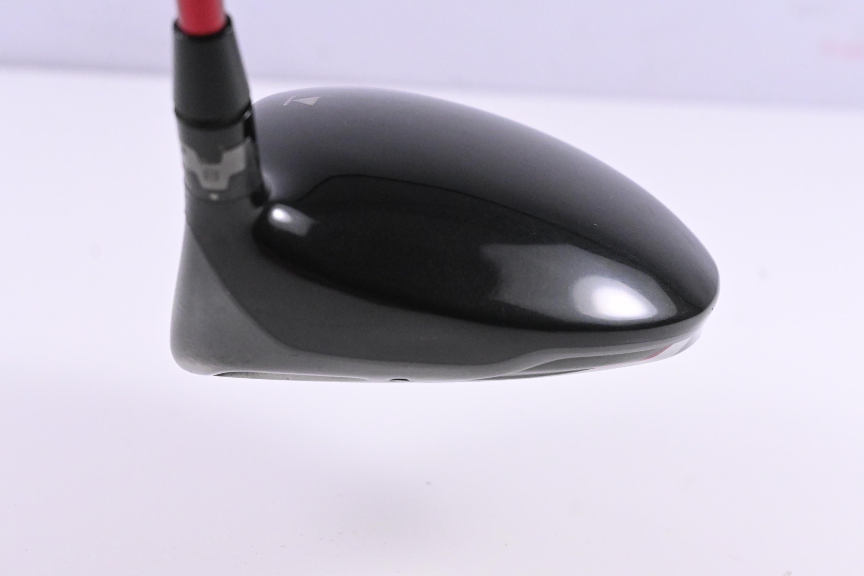 Titleist 913 D2 Driver / 12 Degree / Regular Flex Bassara Hi 55 Shaft