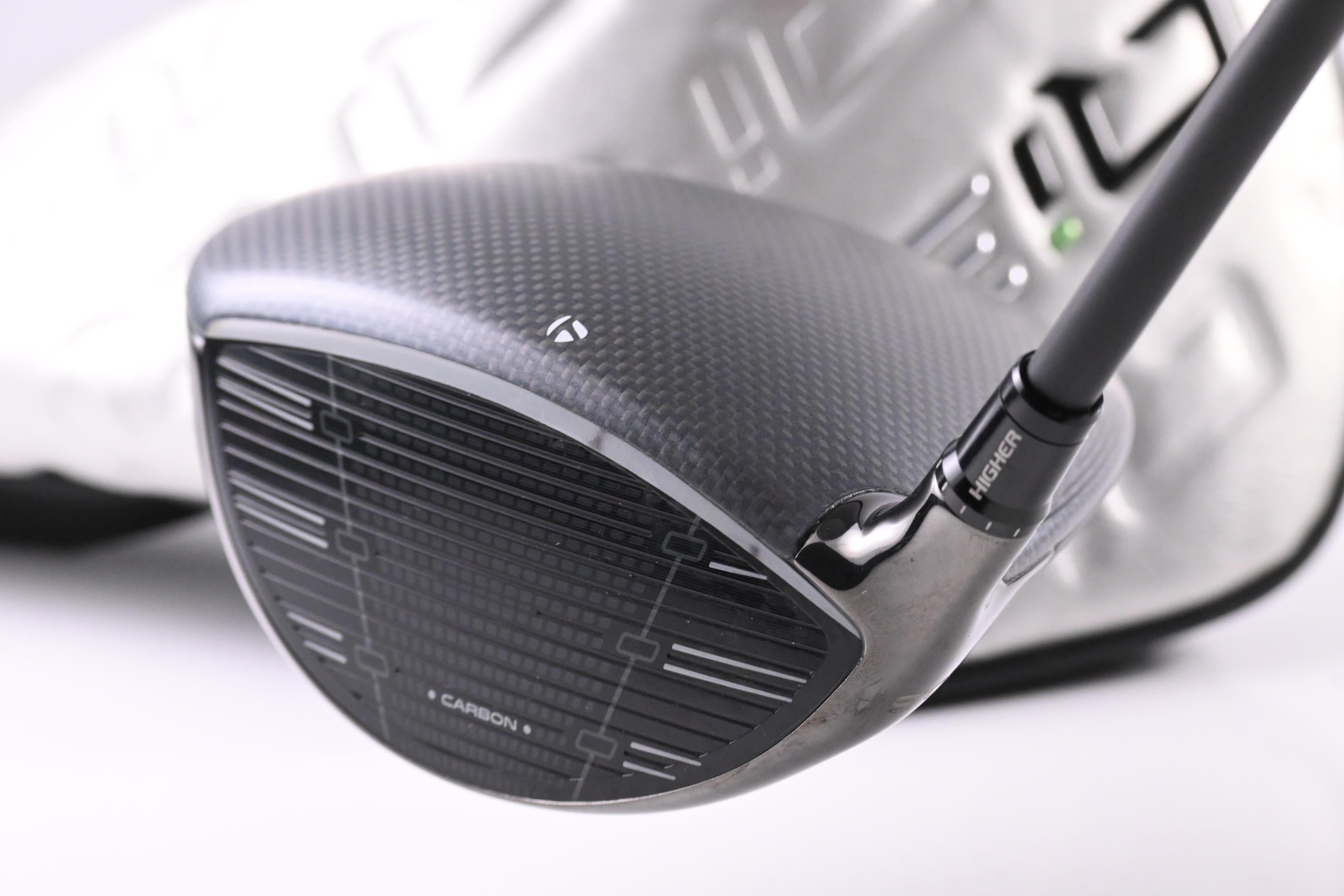 Taylormade Qi35 Driver / 10.5 Degree / Regular Flex Fujikura Ventus Blue 5 Shaft