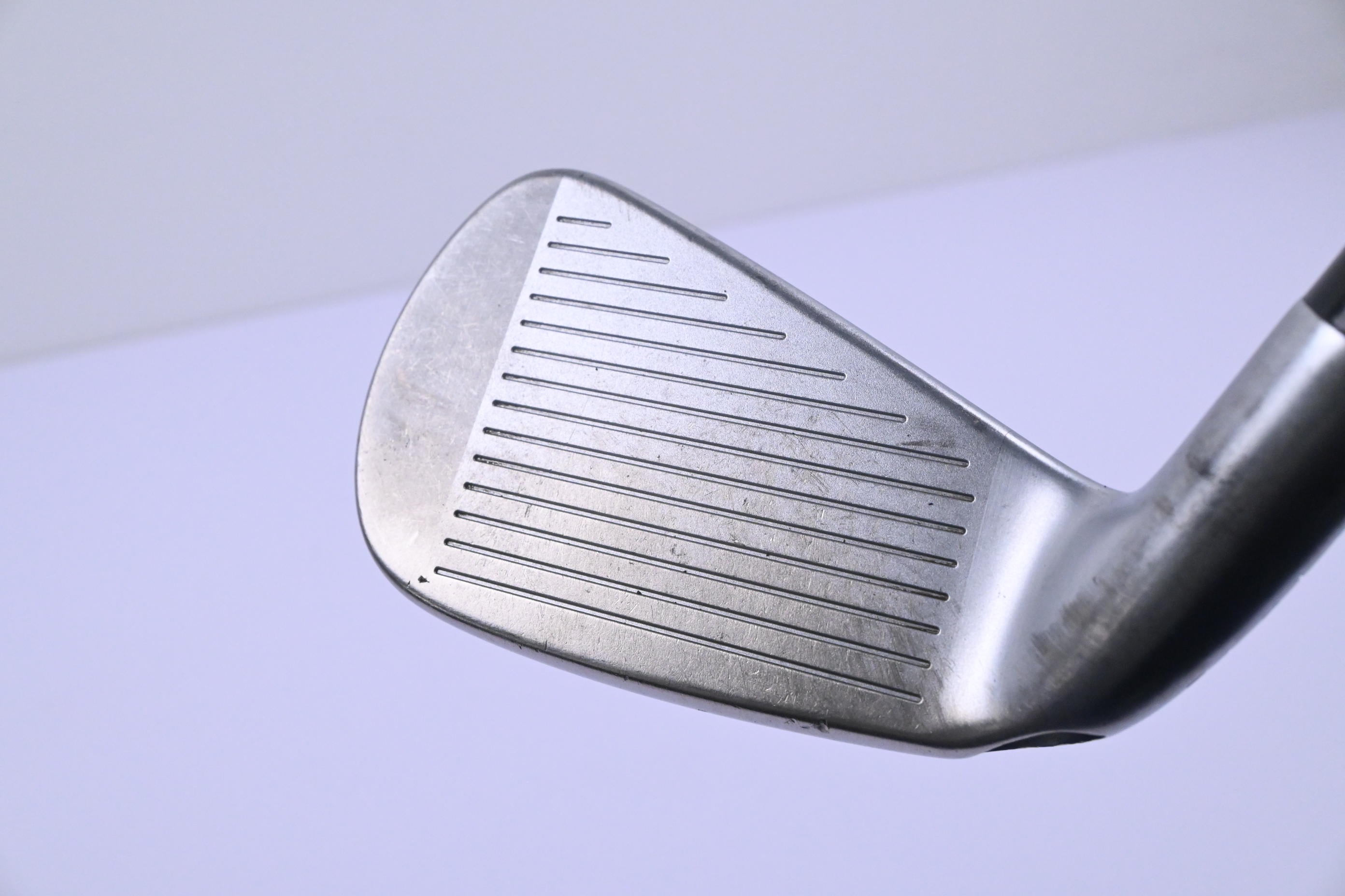 Taylormade P790 Ti #7 Iron / Stiff Flex True Temper XP100 S300