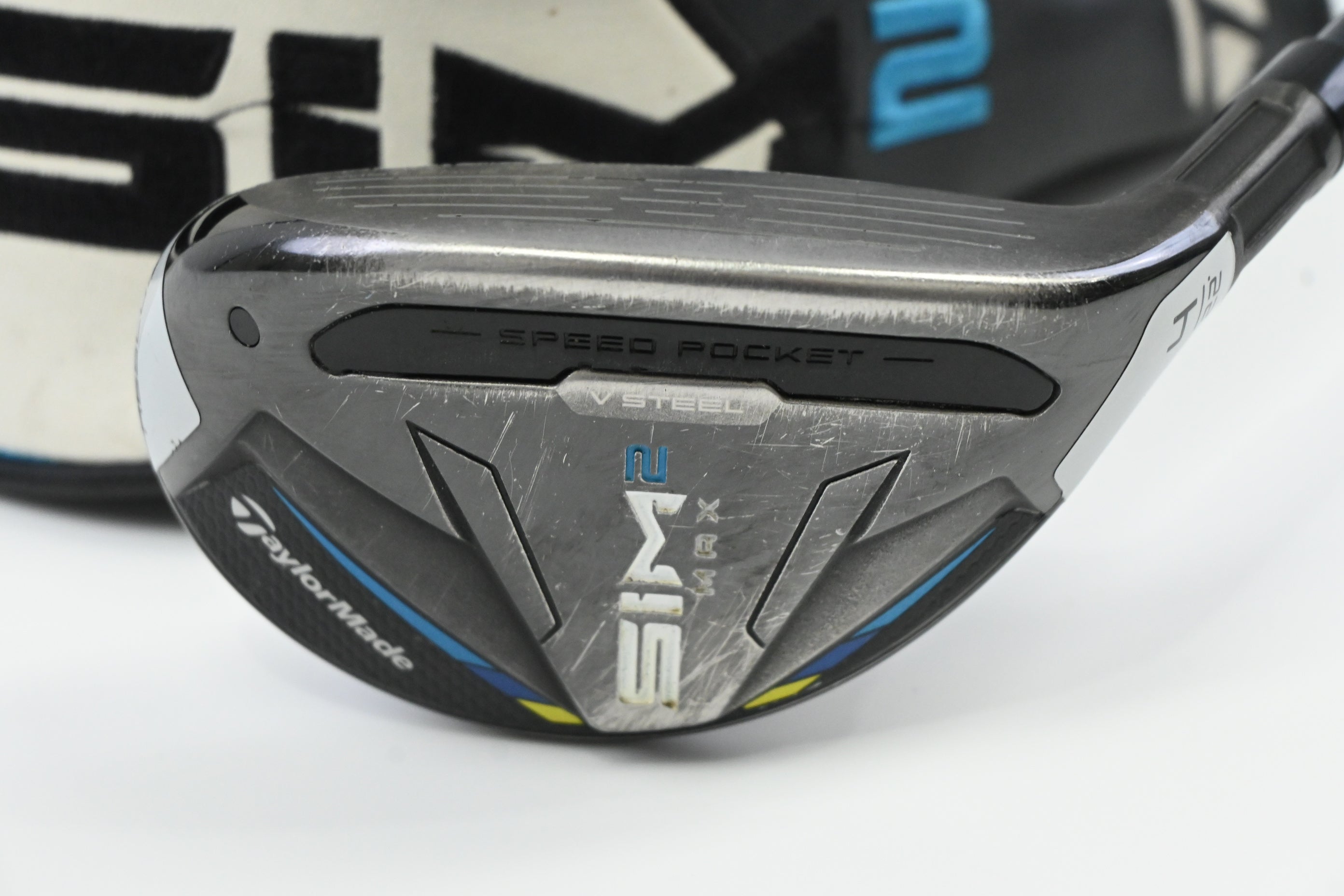 Taylormade SIM2 Max #4 Hybrid / 22 Degree / Regular Flex Fujikura Ventus Blue 6