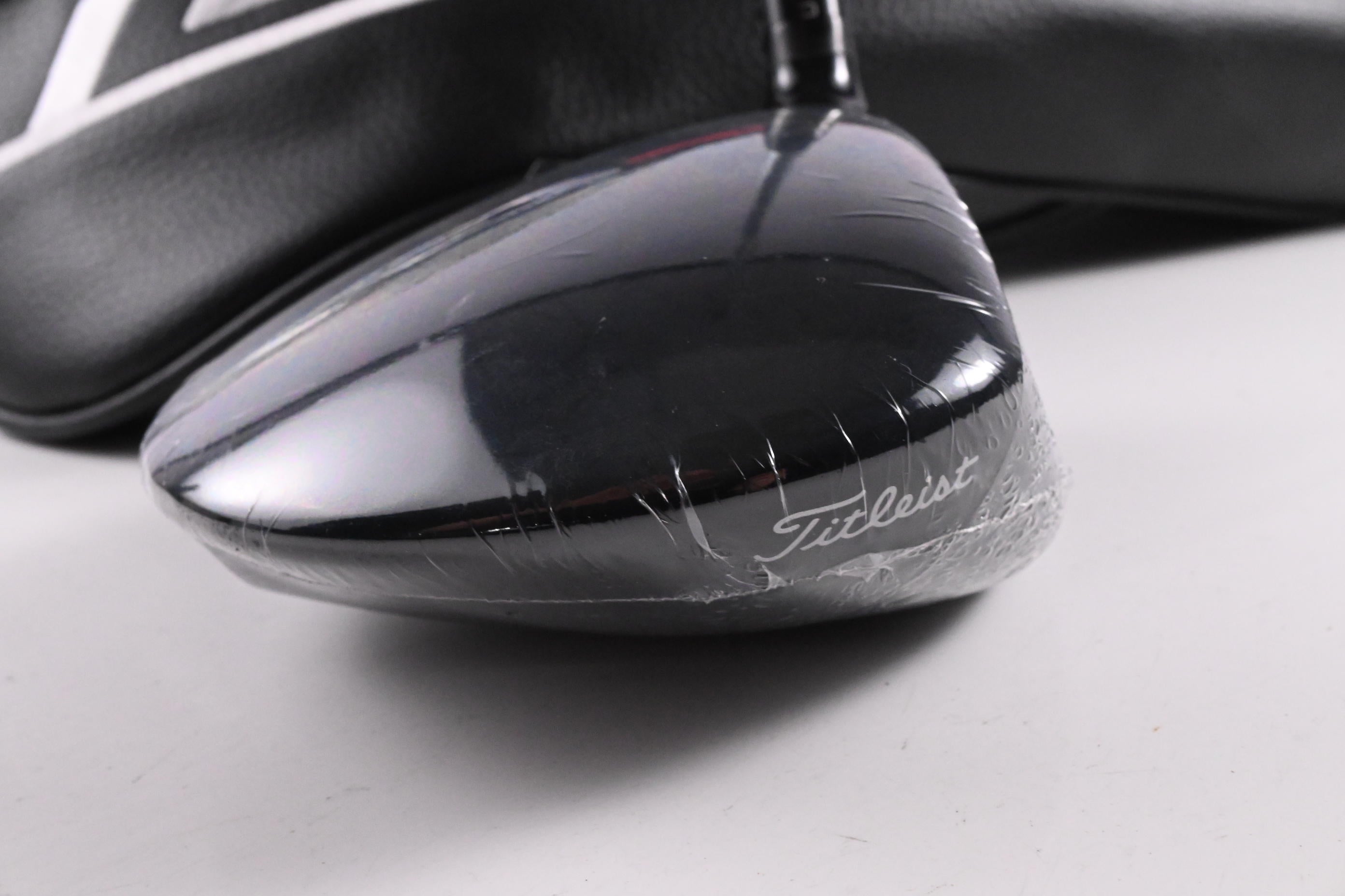 Titleist GT1 Driver / 12 Degree / Regular Flex Fujikura Air Speeder 40 Shaft