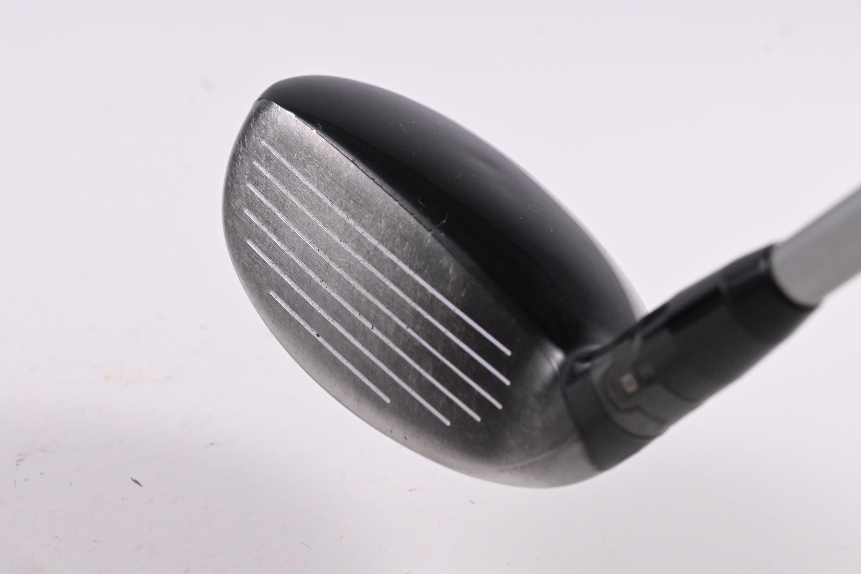 Ladies Titleist 915H #4 Hybrid / 24 Degree / Ladies Flex Diamana M+ 50 Shaft