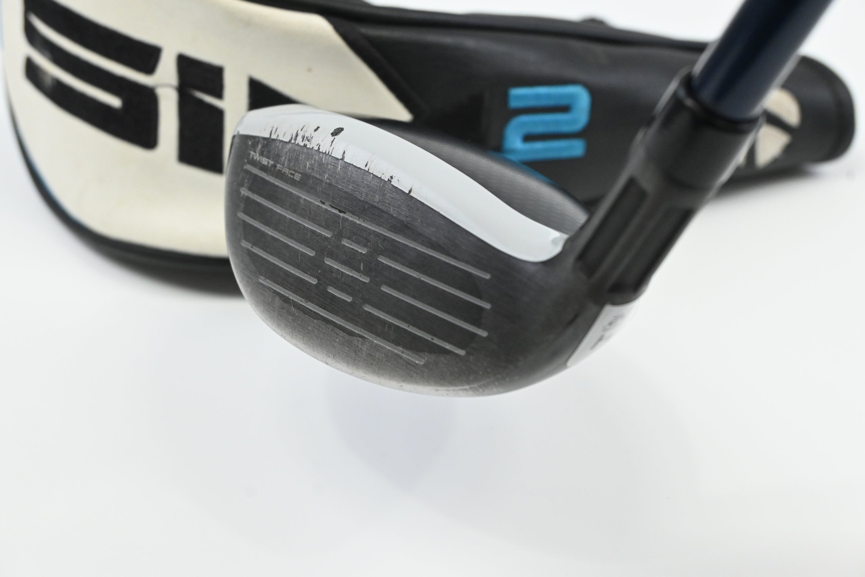 Taylormade SIM2 Max #4 Hybrid / 22 Degree / Regular Flex Fujikura Ventus Blue 6