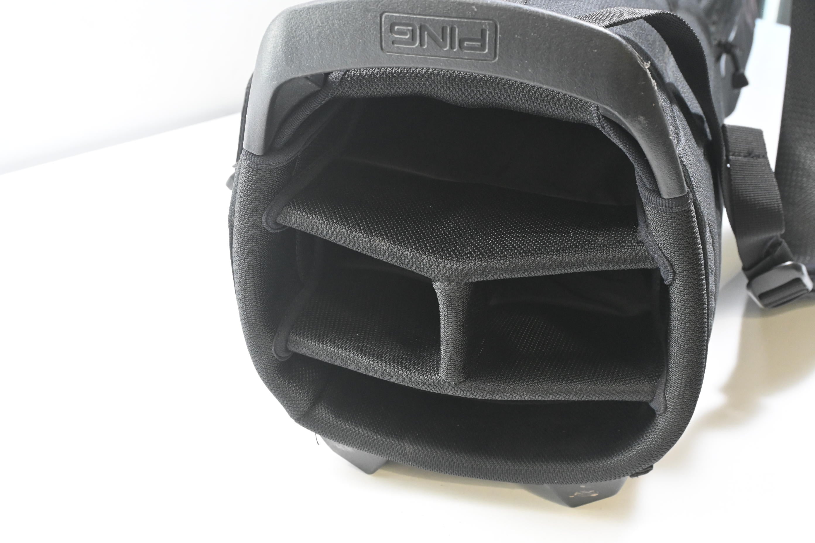 Nike Sports Lite Stand Bag / 5-Way Divider / Black