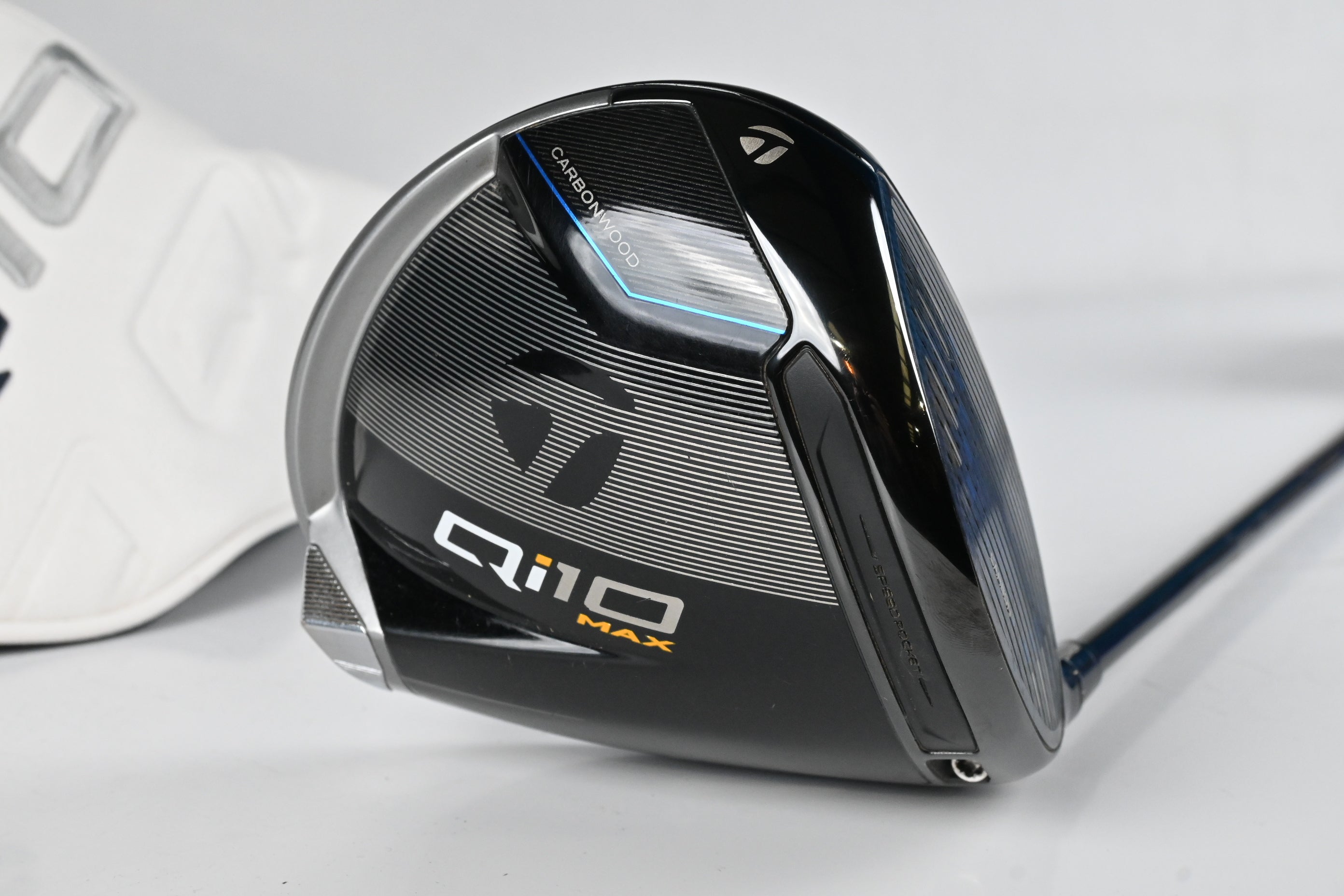 Taylormade Qi10 Max Driver / 10.5 Degree / Regular Flex Hzrdus Smoke Red RDX 60