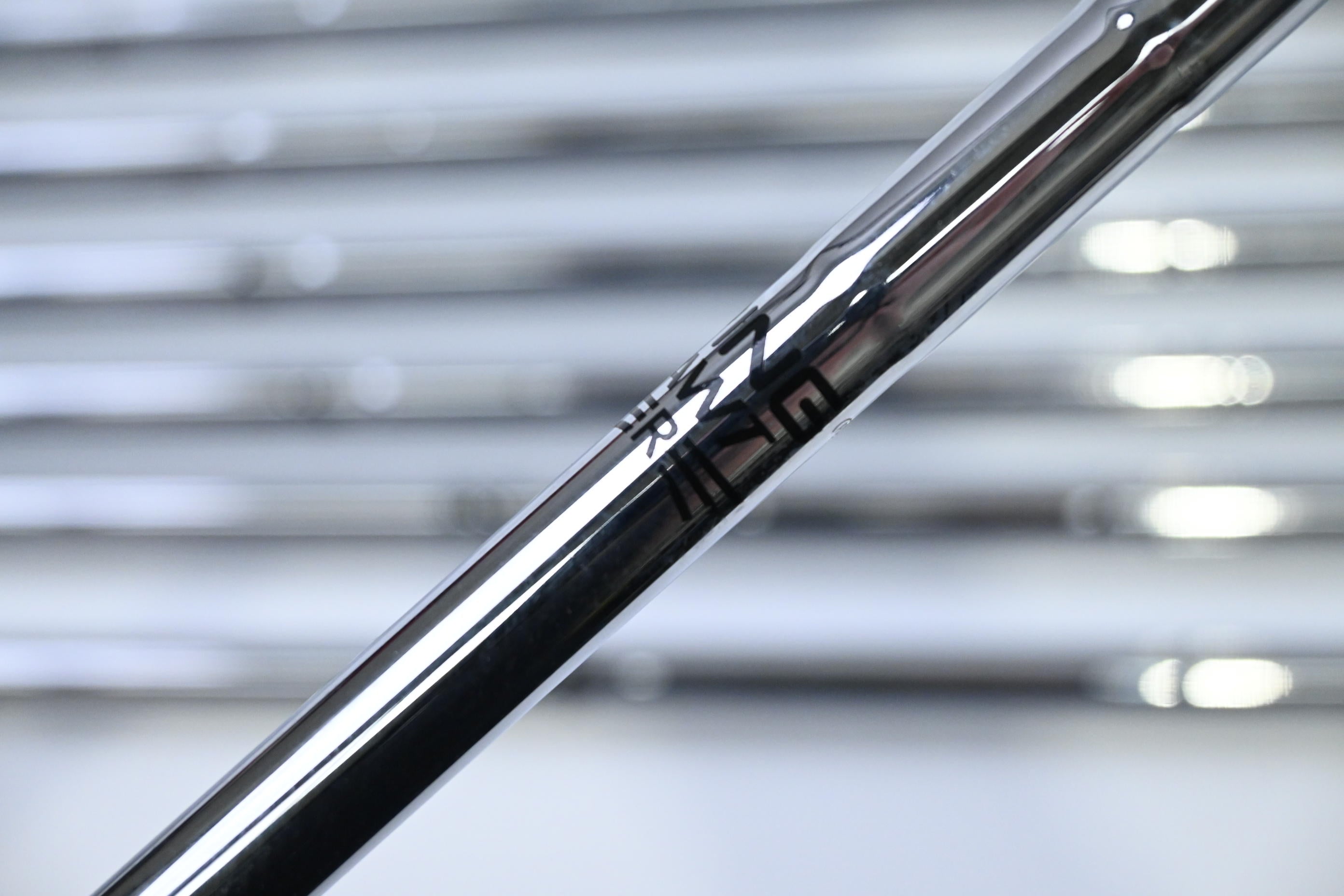 Ping i15 Irons / 4-PW / Green Dot / Regular Flex Ping AWT Shafts