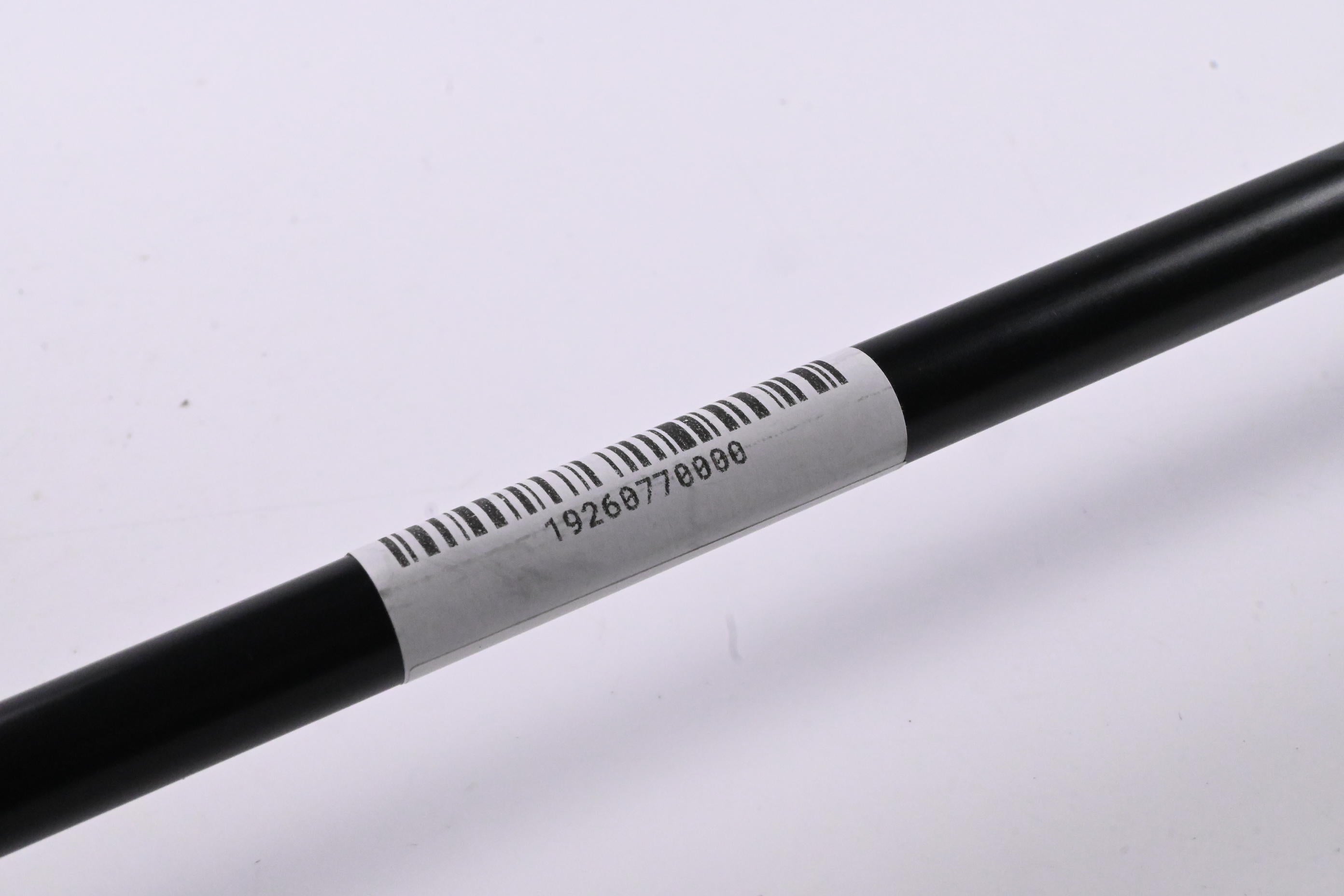 Titleist 915 D2 Driver / 10.5 Degree / X-Flex HZRDUS Black 75 Handcrafted Shaft