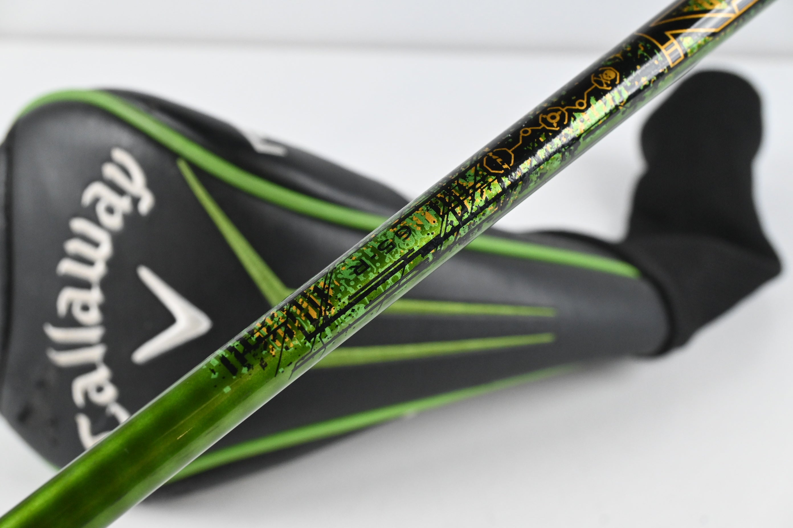 Callaway RAZR Fit Xtreme Driver / 10.5 Degree / Regular Flex Aldila Trinity 65