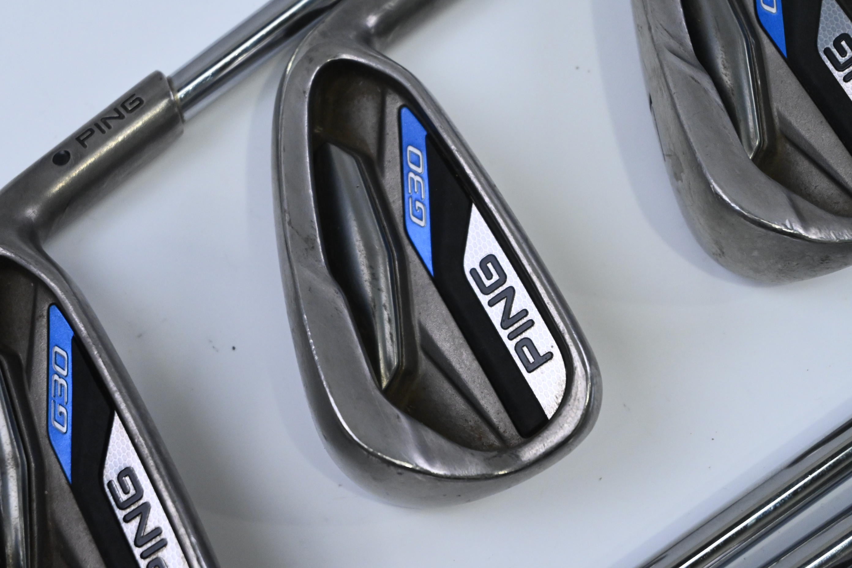Ping G30 Irons / 5-PW+SW / Black Dot / Regular Flex Ping CFS Distance Shafts