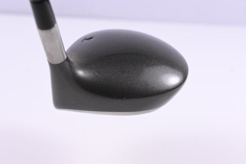 Titleist 975 D Driver / 8.5 Degree / Stiff Flex Titleist Ultralite Shaft