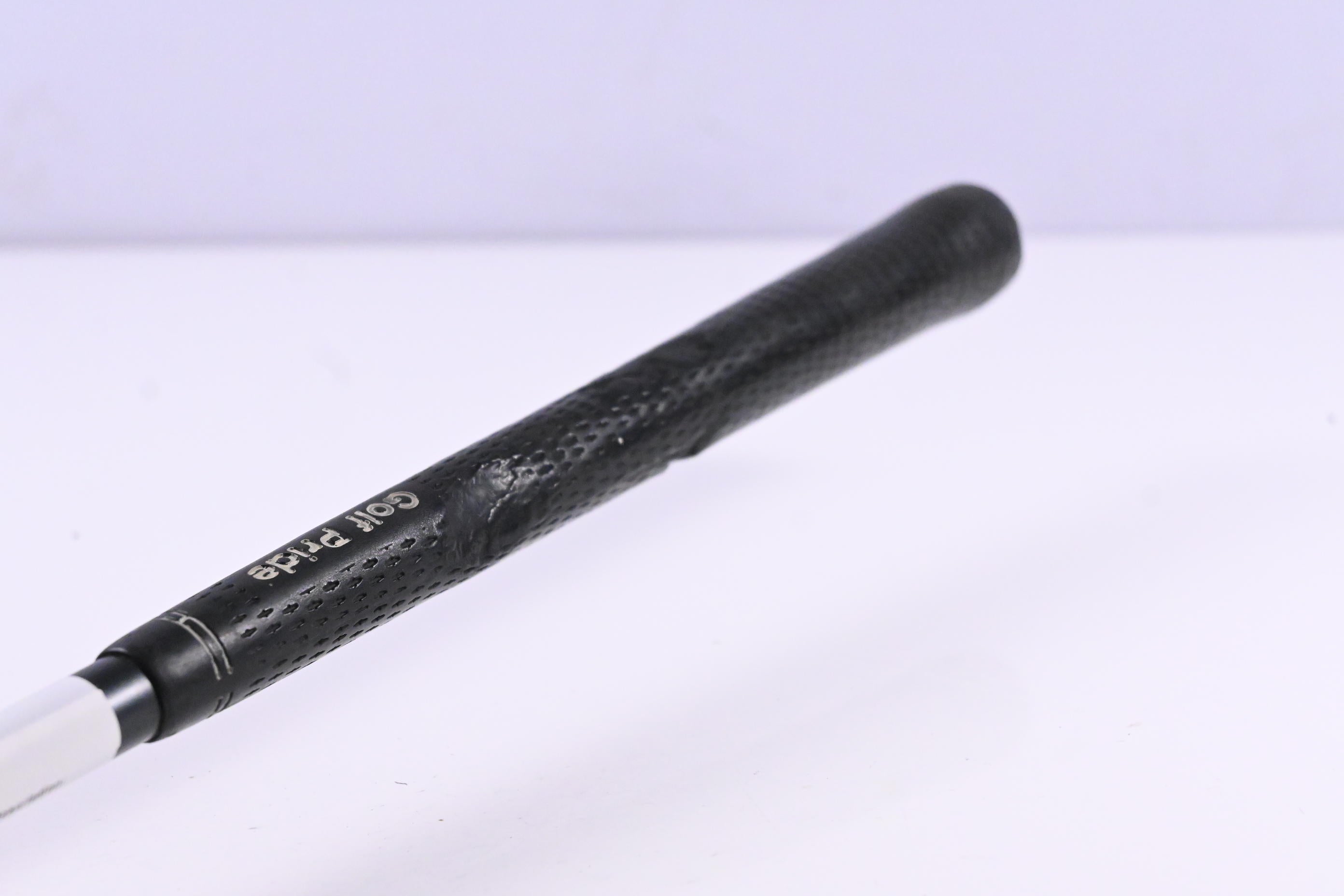 Titleist 975 D Driver / 8.5 Degree / Stiff Flex Titleist Ultralite Shaft