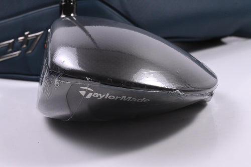 Left Hand Taylormade Qi4D Driver / 10.5 Degree / Regular Flex REAX Blue 50 Shaft