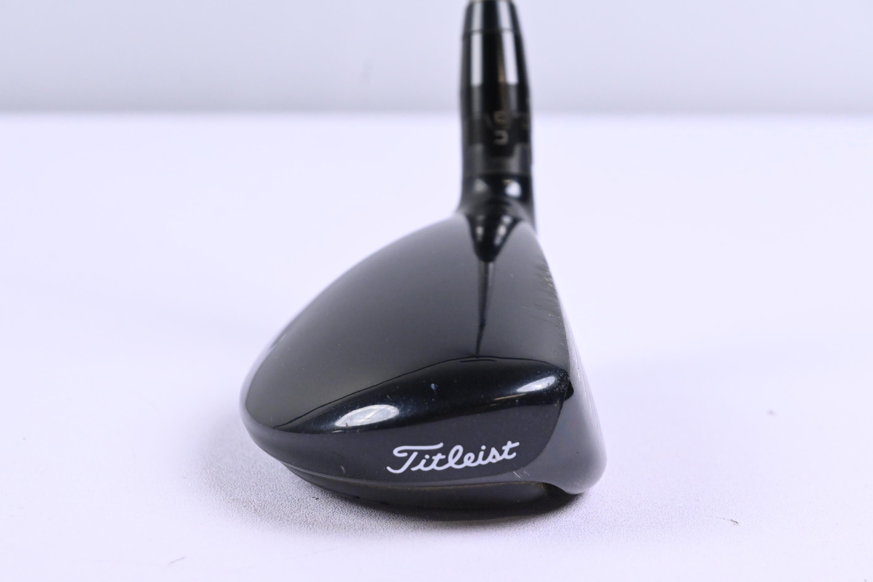 Titleist 915H #2 Hybrid / 18 Degree / Stiff Flex Diamana S+ 70 Shaft