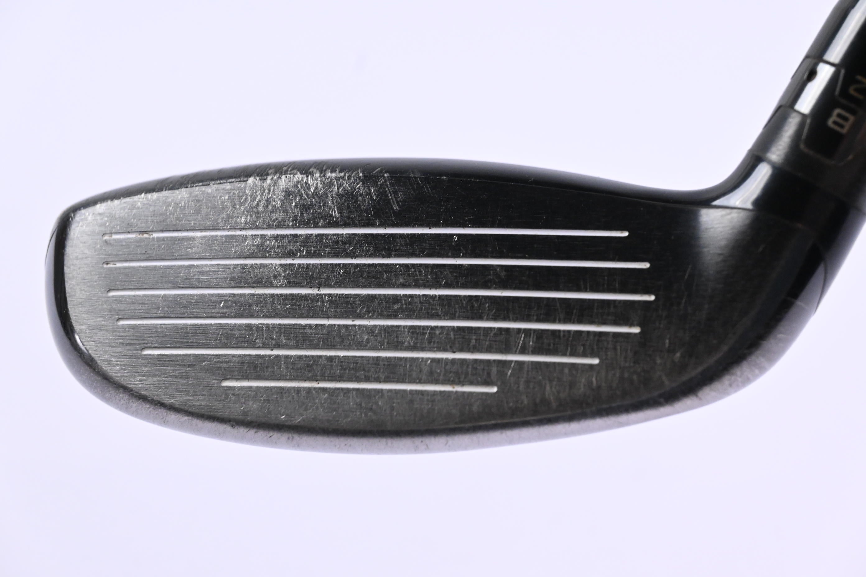 Titleist 915H #2 Hybrid / 18 Degree / Stiff Flex Diamana S+ 70 Shaft