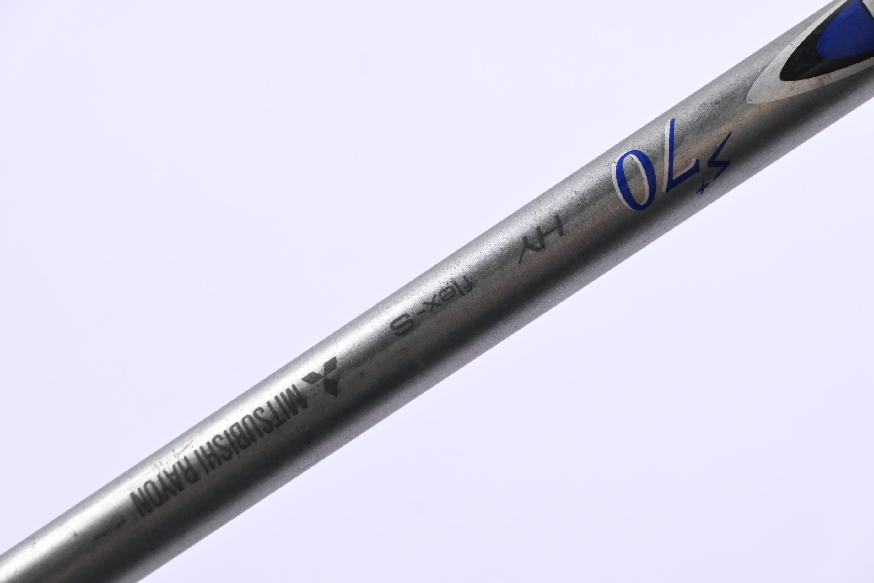 Titleist 915H #2 Hybrid / 18 Degree / Stiff Flex Diamana S+ 70 Shaft