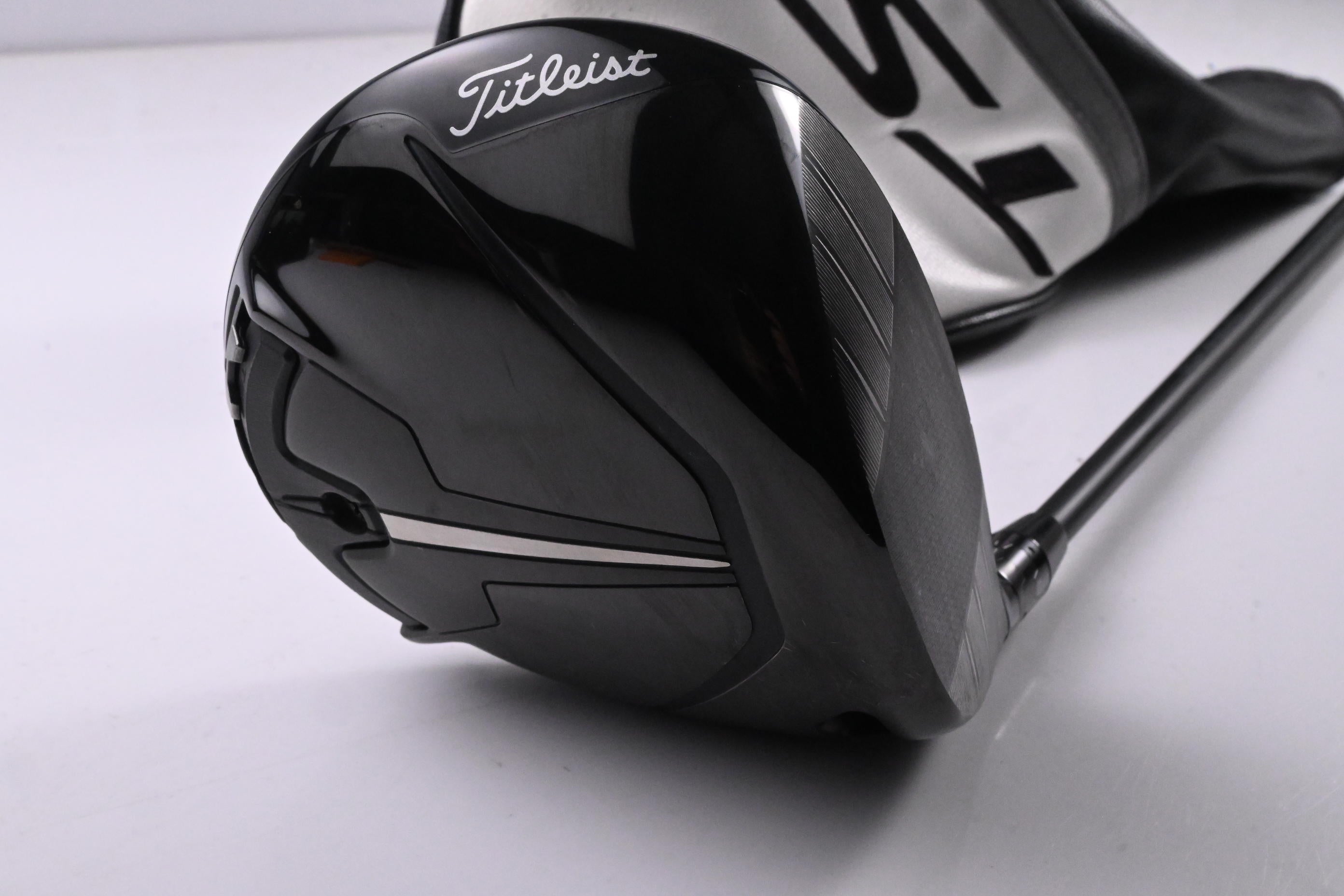 Titleist TSR3 Driver / 10 Degree / Stiff Flex HZRDUS CB Red 50 Shaft