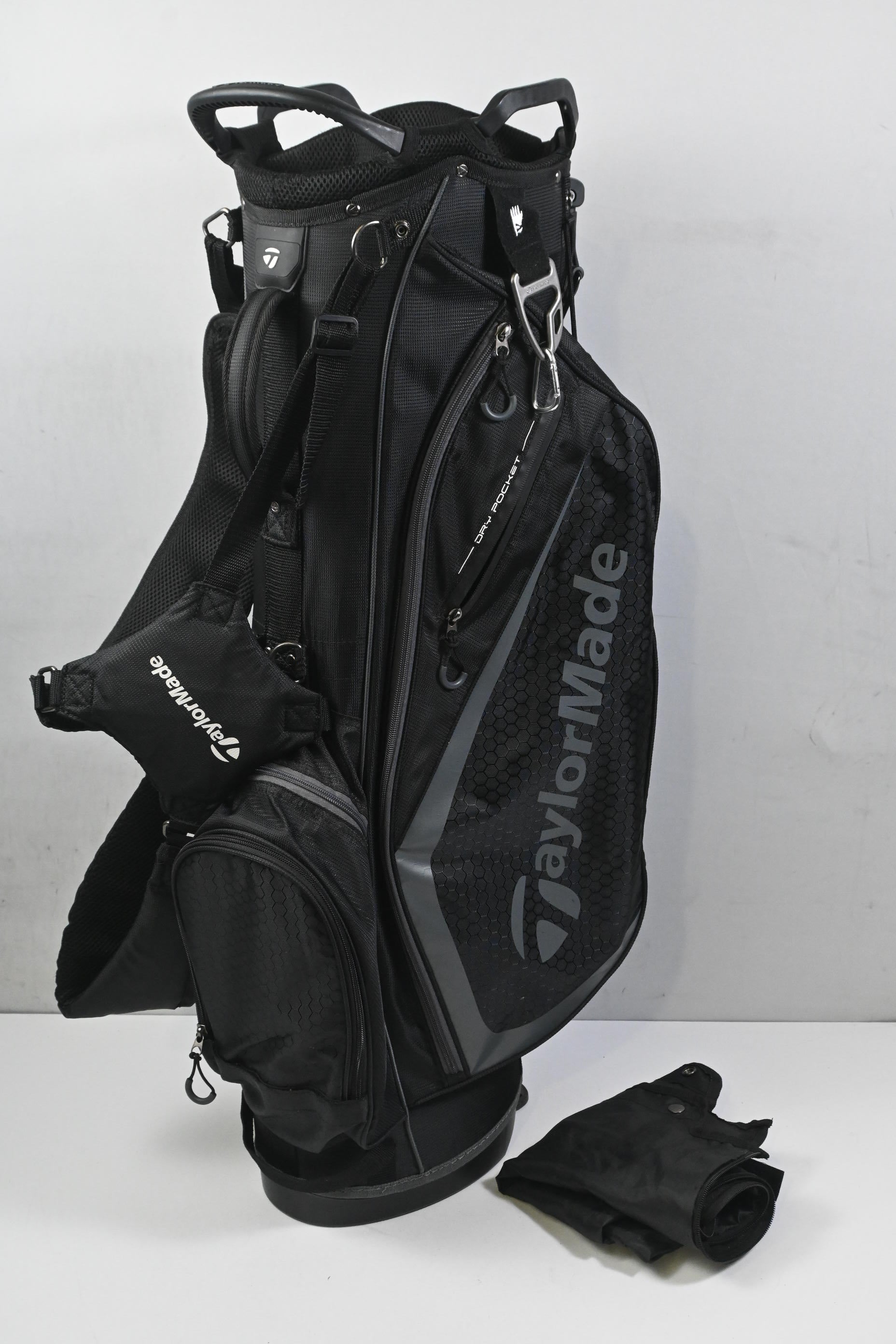 Taylormade Stand Bag / 7-Way Divider / Black
