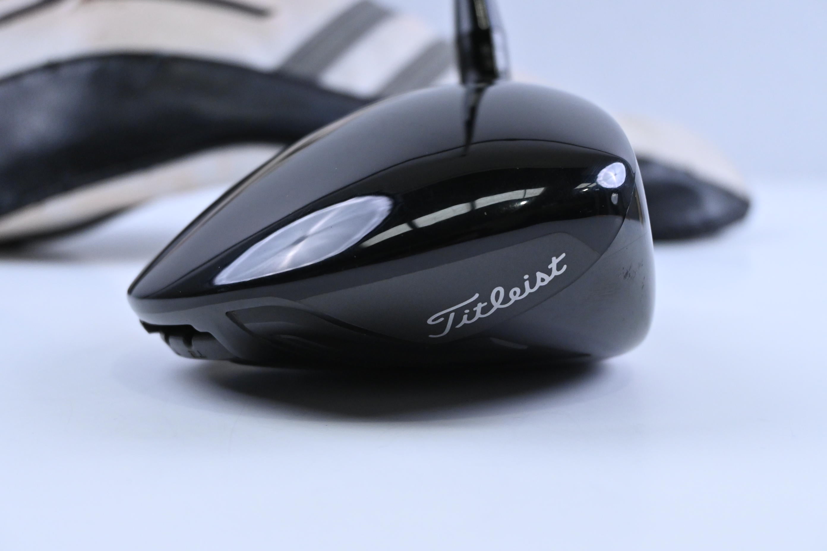 Titleist TSi3 Driver / 9 Degree / Stiff Flex HZRDUS Smoke Black RDX 60 Shaft