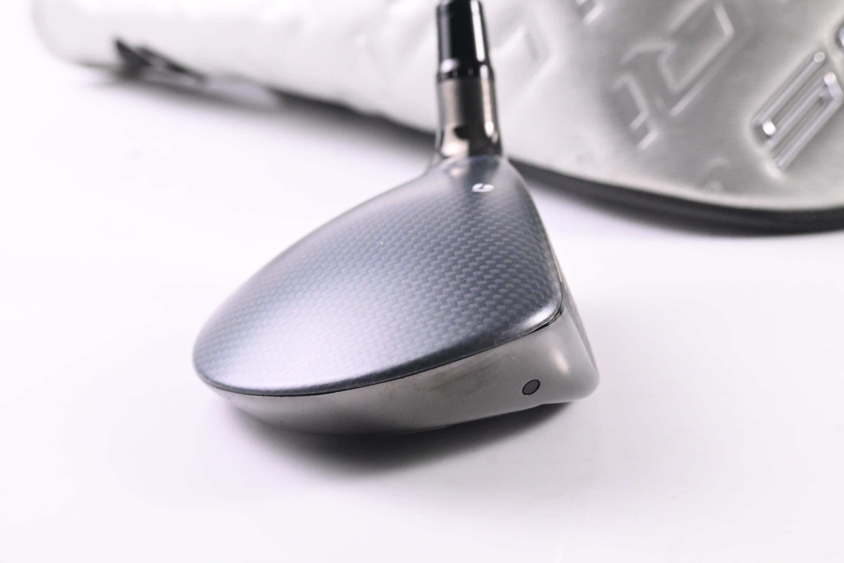 Taylormade Qi35 Tour #5 Wood / 18 Degree / Stiff Flex Kai'li Blue Darkwaves 75