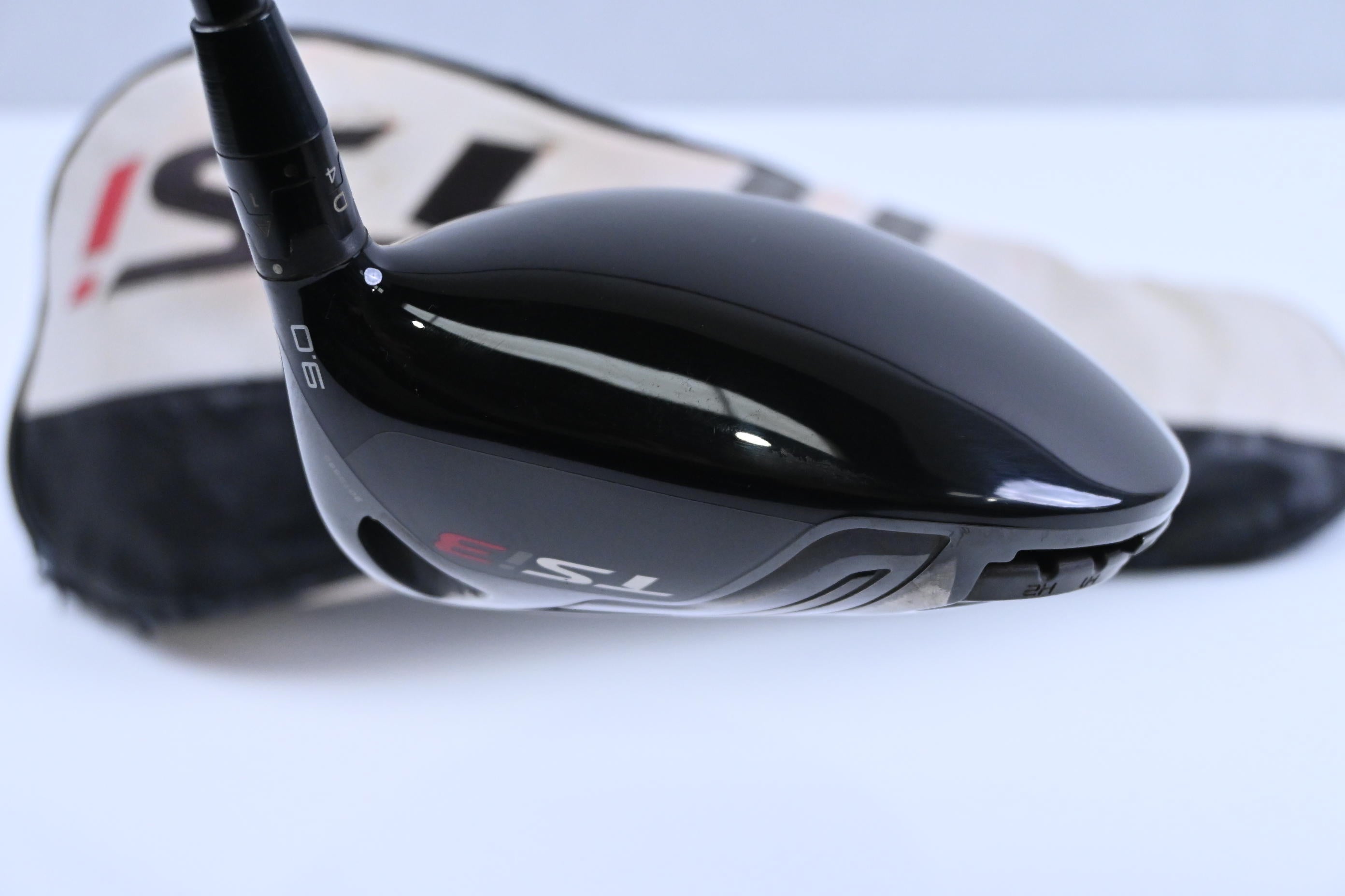 Titleist TSi3 Driver / 9 Degree / Stiff Flex HZRDUS Smoke Black RDX 60 Shaft
