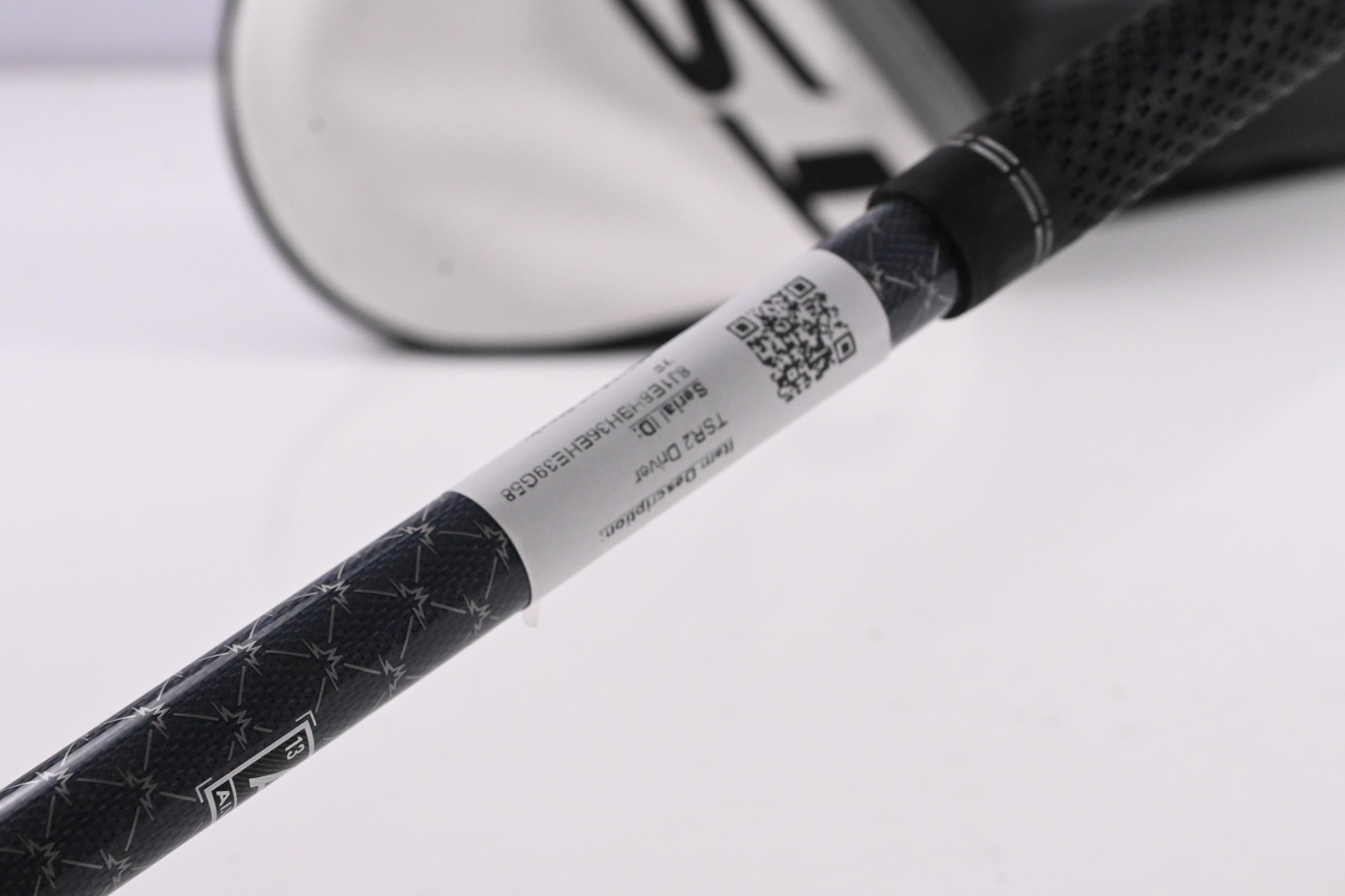 Titleist TSR2 Driver / 9 Degree / Regular Flex Tensei AV Blue 55 Shaft