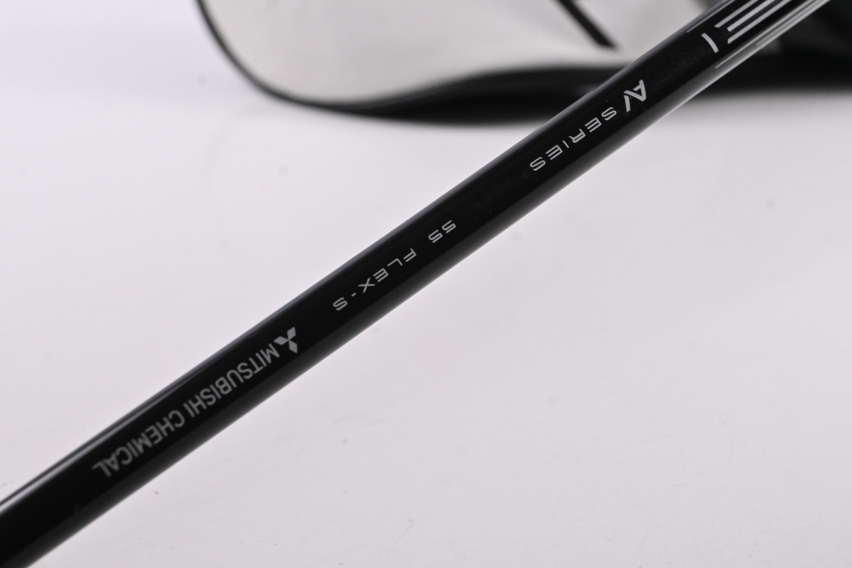Titleist TSR3 Driver / 11 Degree / Stiff Flex Mitsubishi Tensei AV Blue 55 Shaft