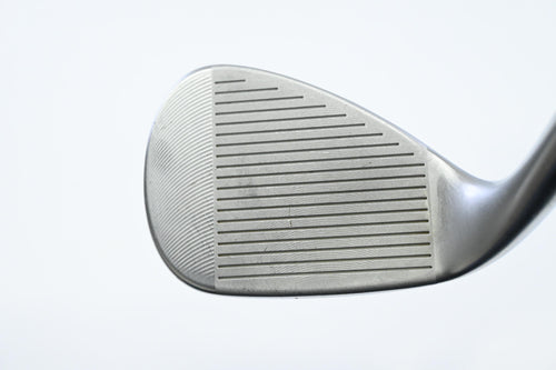 Cleveland CBX Zipcore Gap Wedge / 52 Degree / Wedge Flex Dynamic Gold Spinner
