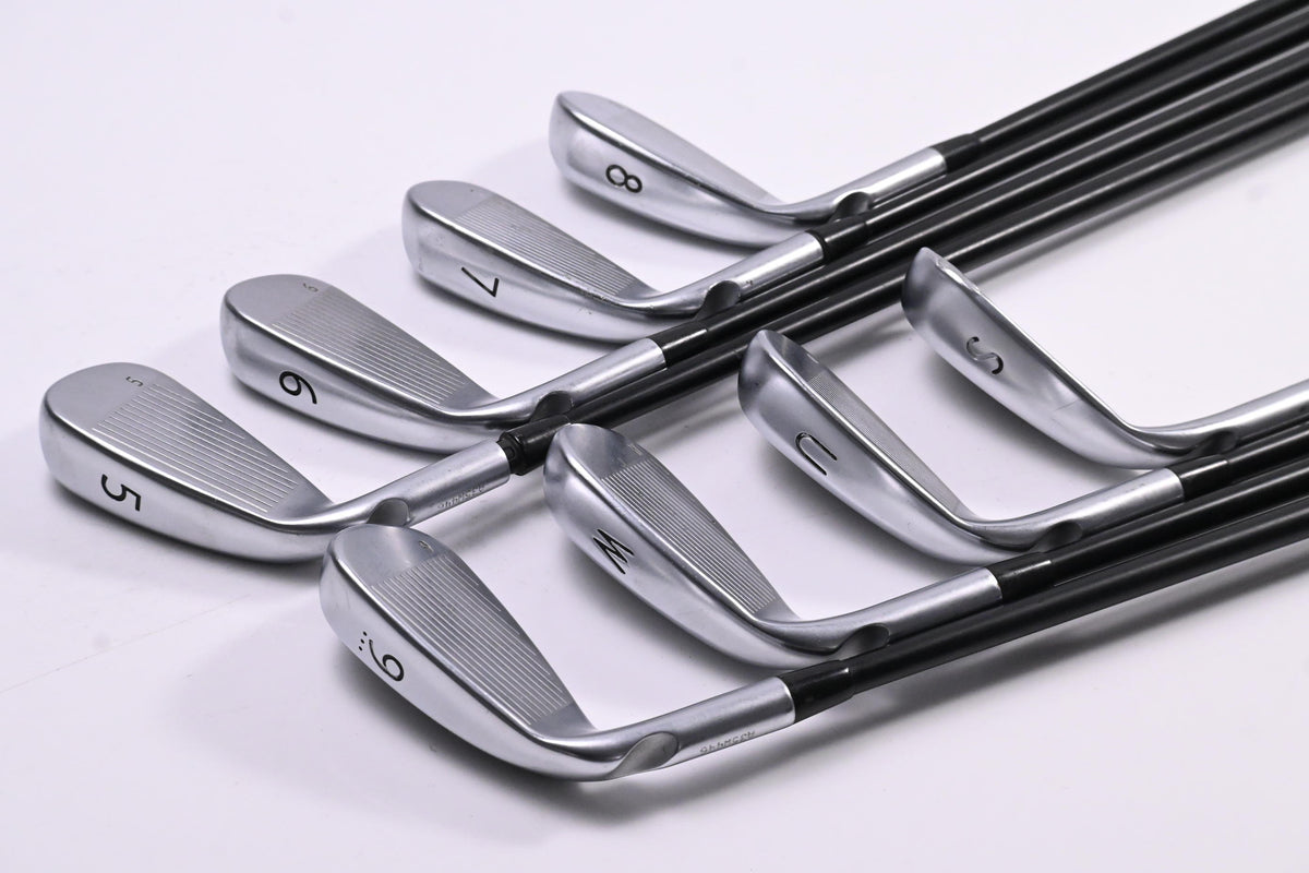 Ping G400 Irons / 5-PW+GW+SW / Blue Dot / Regular Flex Ping Alta CB Shafts