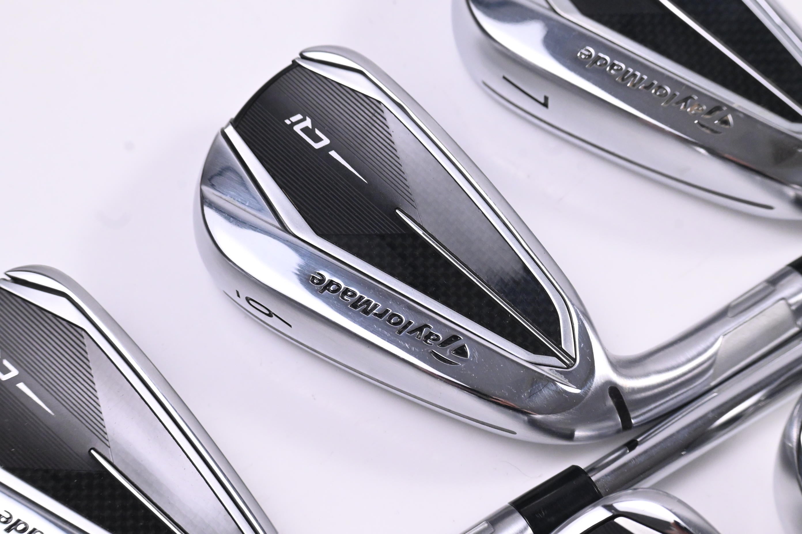Left Hand Taylormade Qi Irons / 5-PW+SW / Regular Flex KBS MAX MT 85 Shafts
