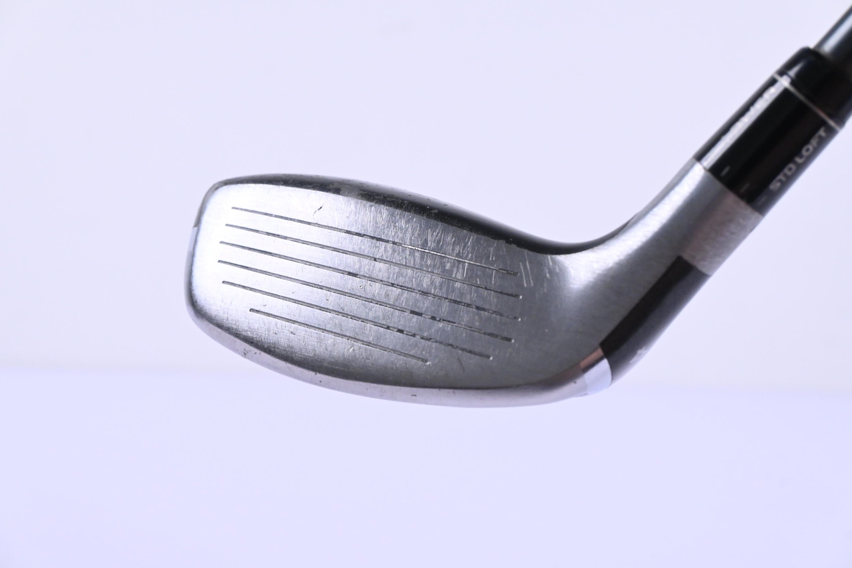 Taylormade SLDR #4 Hybrid / 21 Degree / Regular Flex Fujikura Speeder 82h