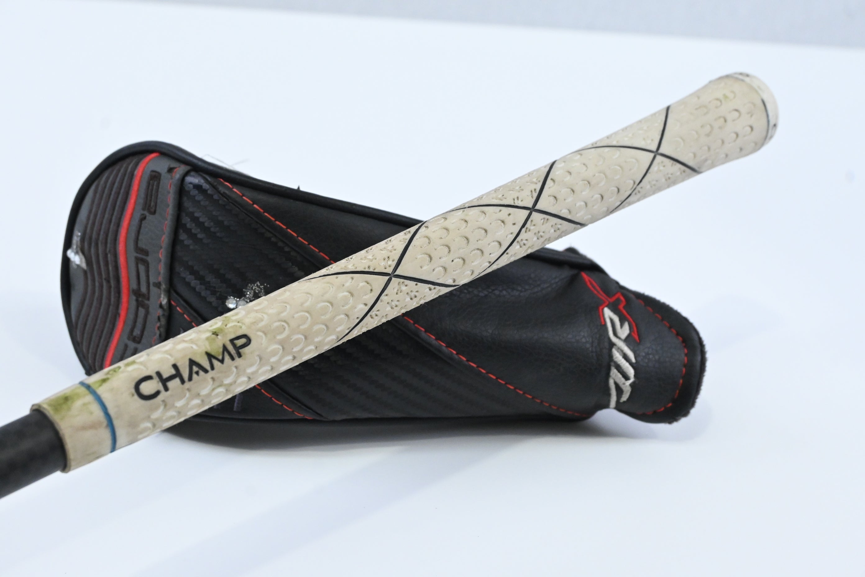 Left Hand Cobra Air-X #4 Hybrid / 22 Degree / Regular Flex Cobra Ultralite 50