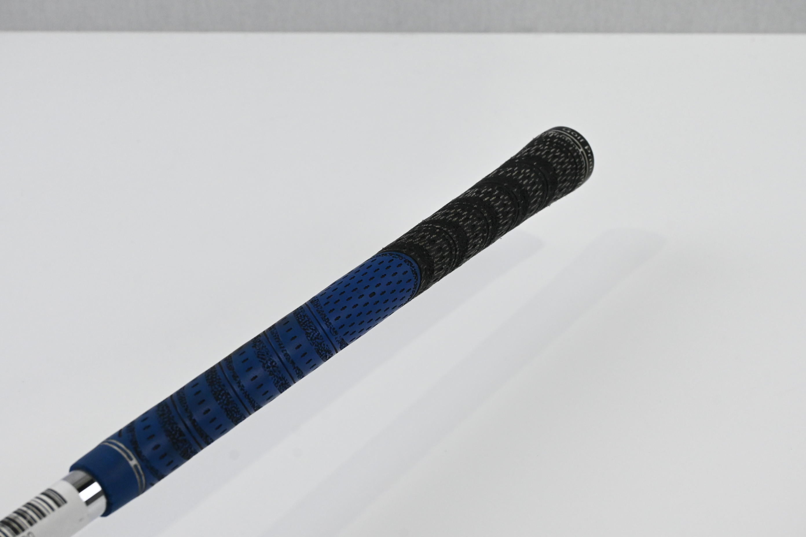 Bridgestone J40 Cavity Back #8 Iron / Regular Flex Project X Rifle Shaft