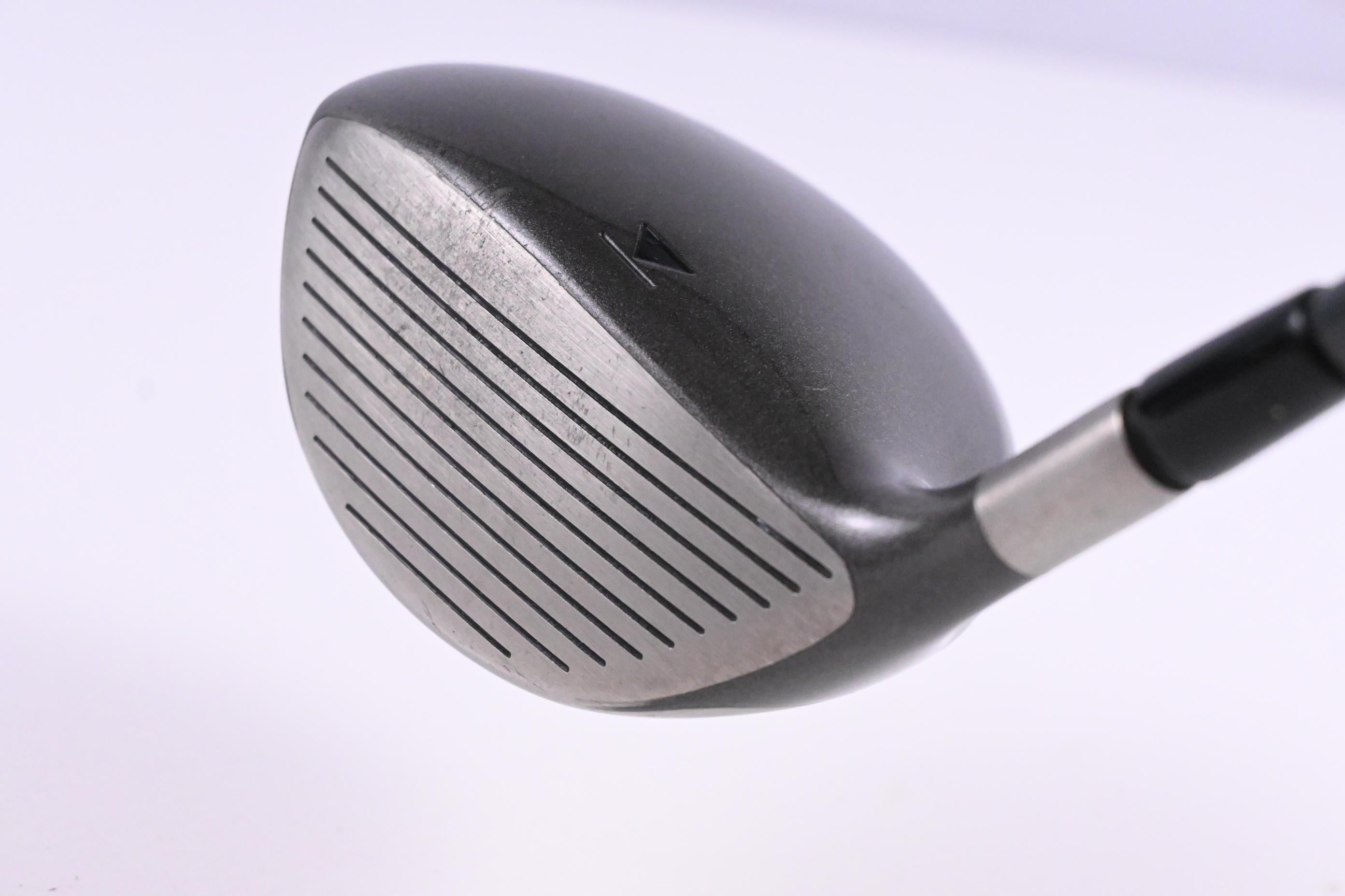 Titleist 976 R Driver / 9 Degree / Stiff Flex Titleist Select Shaft