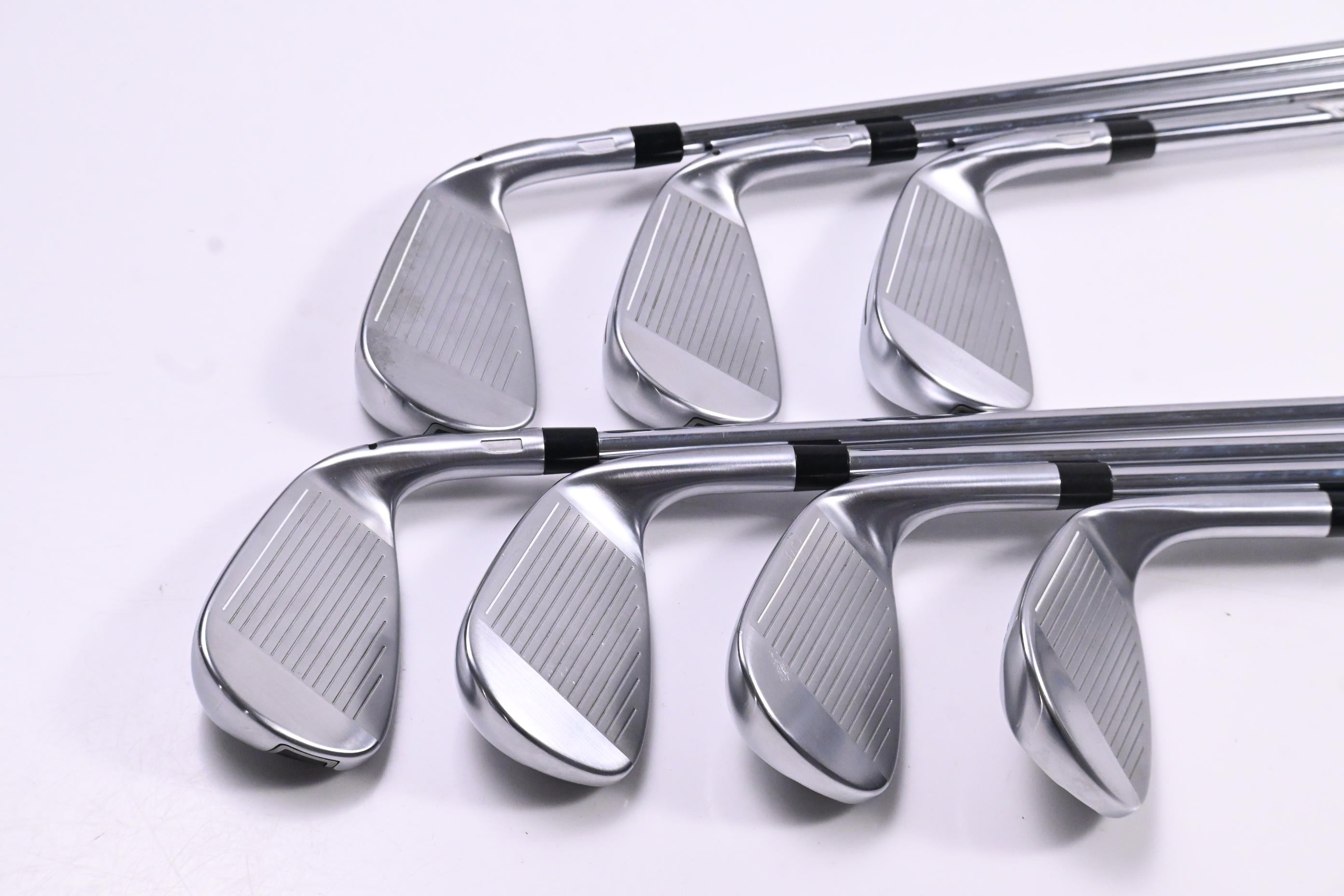 Left Hand Taylormade Qi Irons / 5-PW+SW / Regular Flex KBS MAX MT 85 Shafts