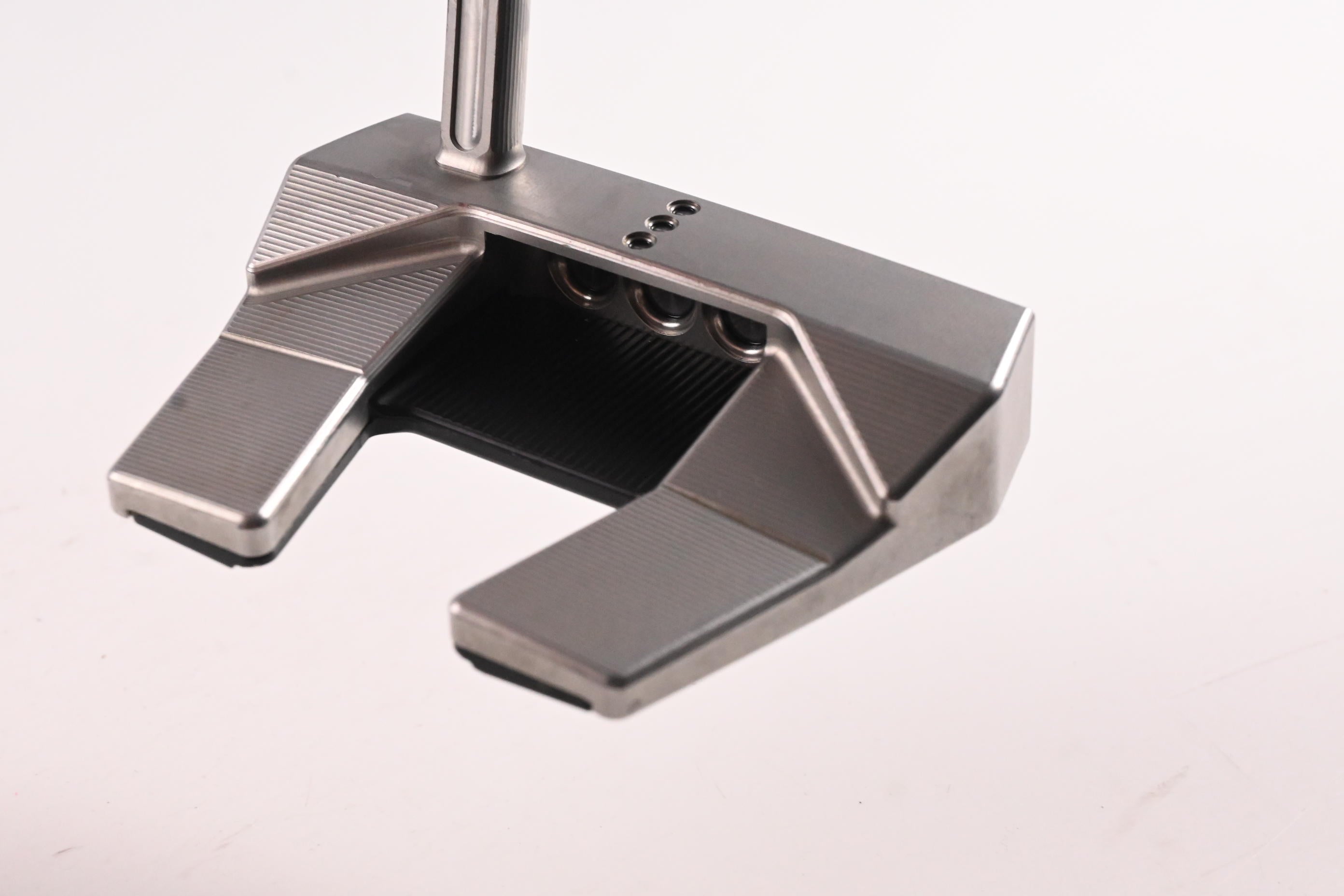 Scotty Cameron 2024 Phantom 5.5 Putter / 34 Inch