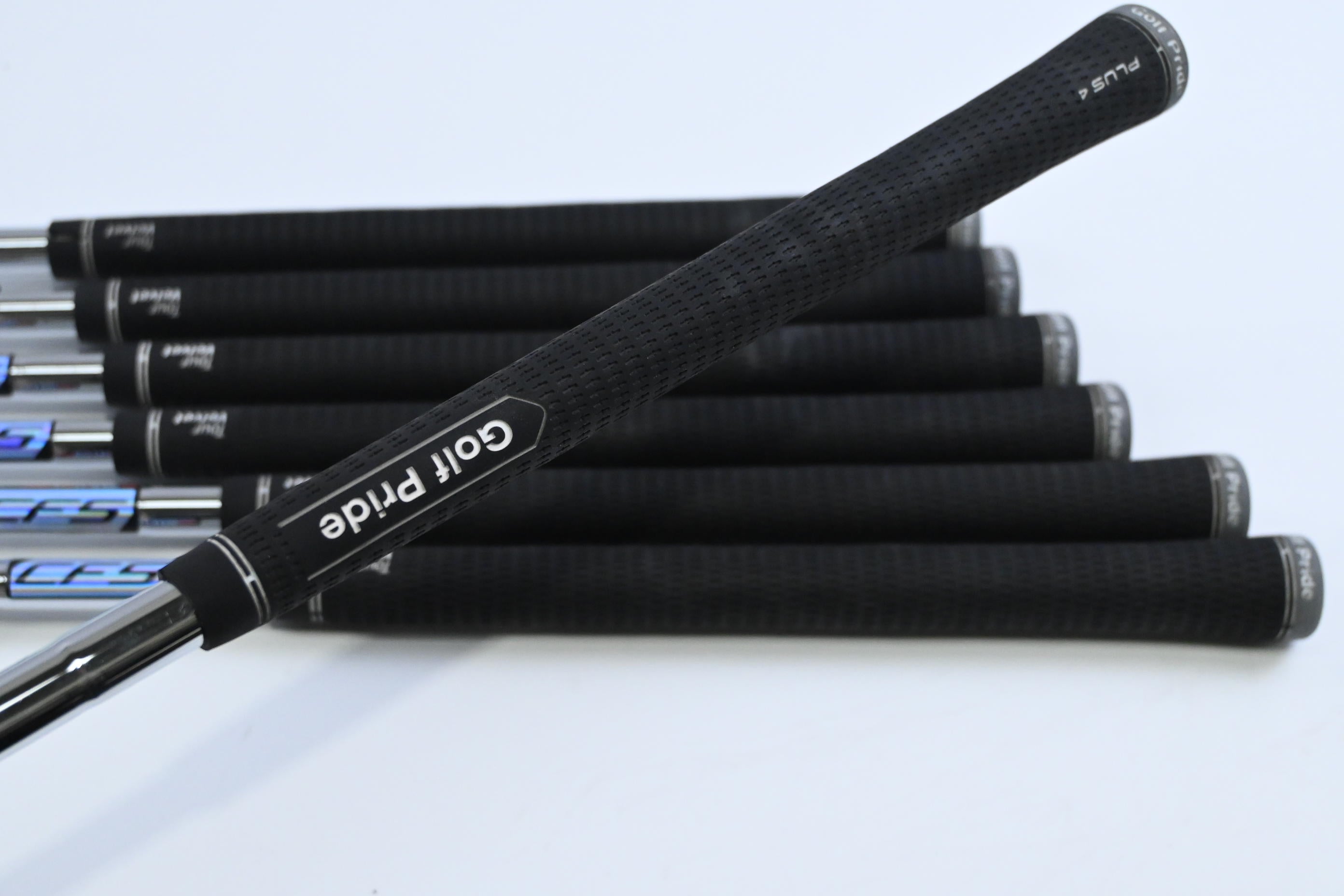 Ping i25 Irons / 4-PW / Red Dot / Regular Flex Ping CFS Shafts