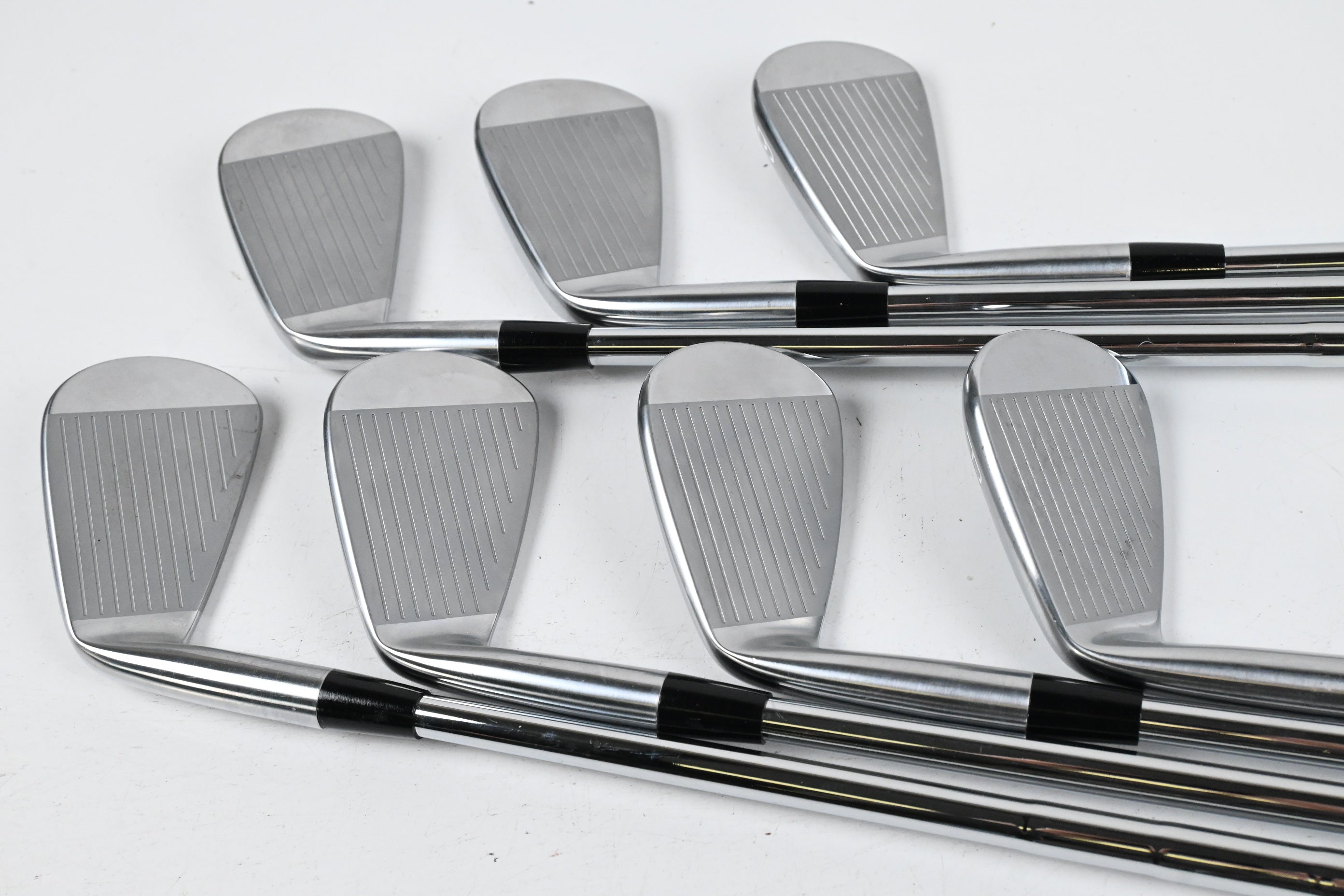 Mizuno Pro 241/243 Combo Irons / 4-PW / X-Flex Steel Shafts