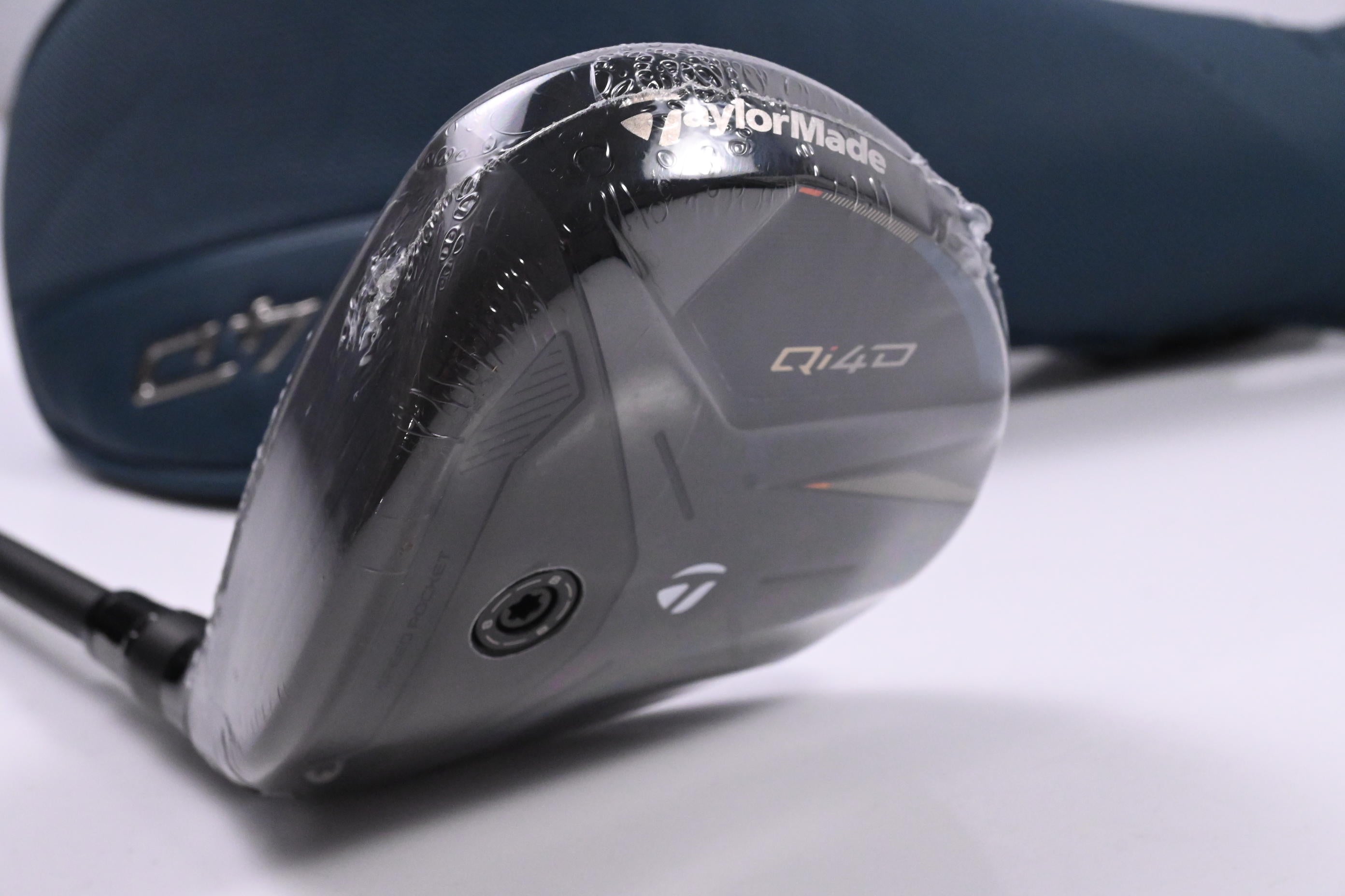 Left Hand Taylormade Qi4D #3 Wood / 15 Degree / Regular Flex REAX 55 Shaft