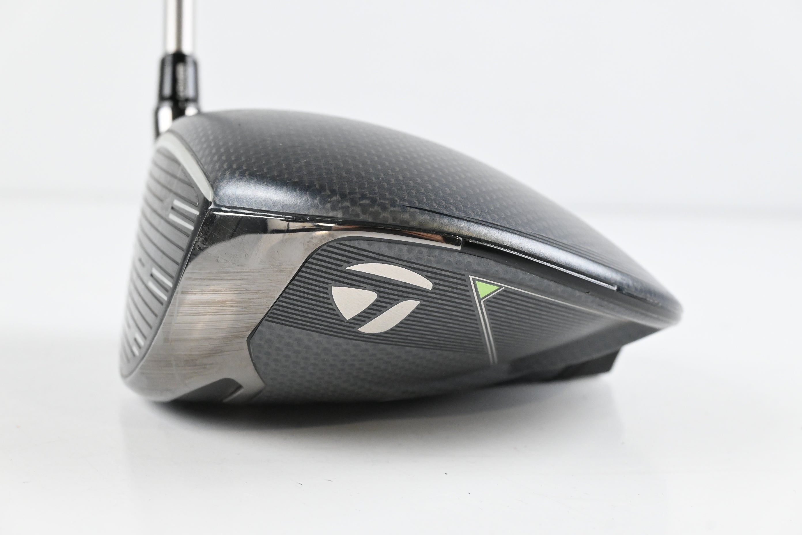Left Hand Taylormade Qi35 Driver / 9 Degree / Regular Flex UST Mamiya Helium 5