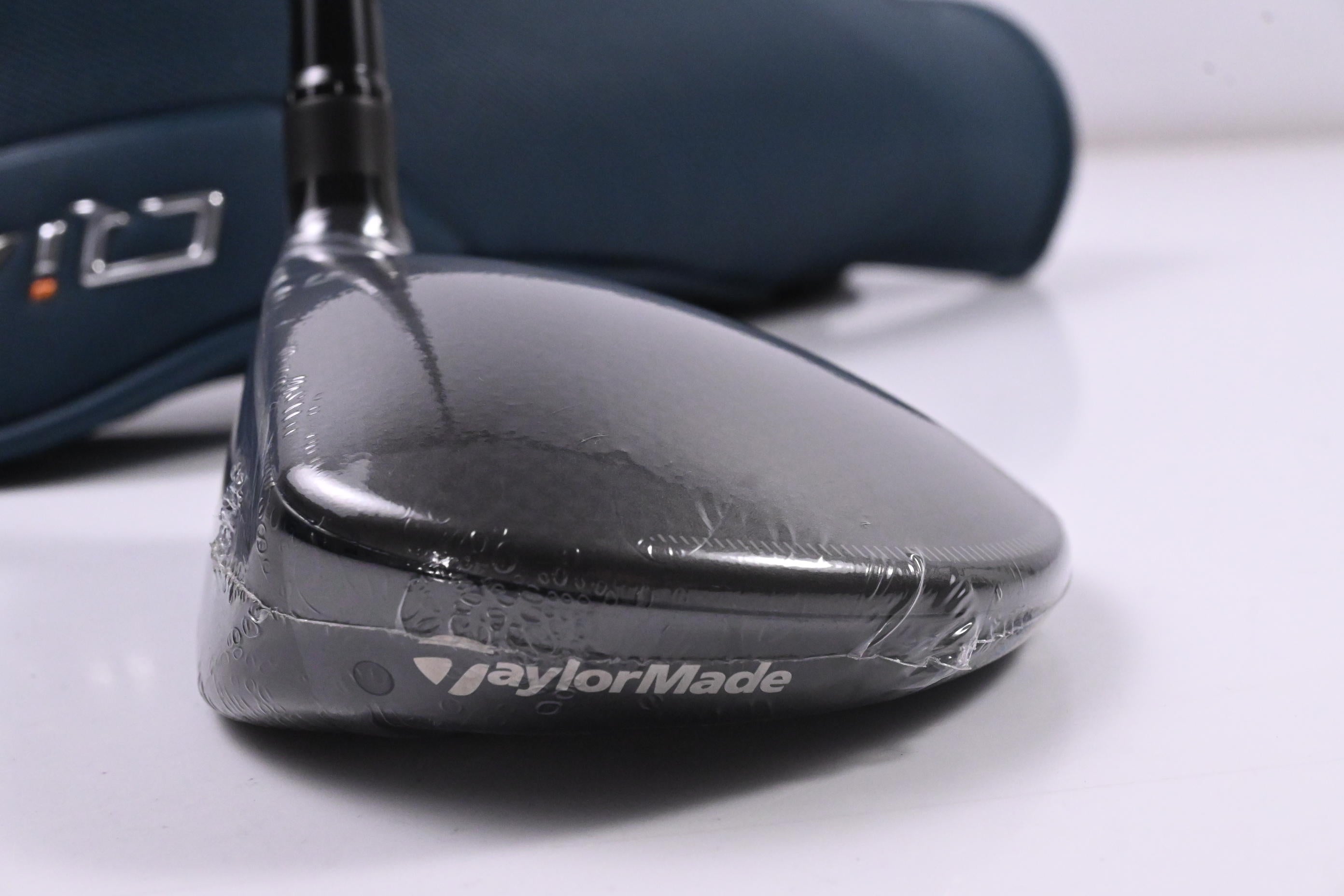 Left Hand Taylormade Qi4D #3 Wood / 15 Degree / Regular Flex REAX 55 Shaft