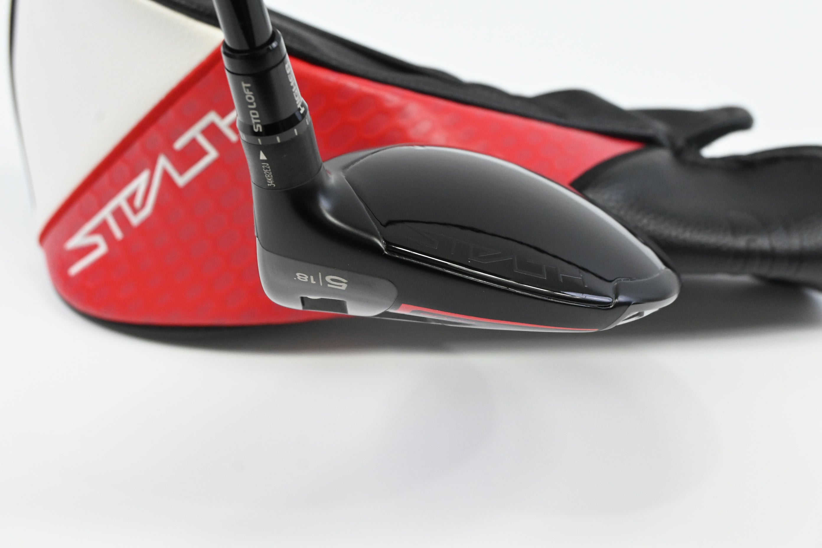 Taylormade Stealth 2 Plus #5 Wood / 18 Degree / Regular Flex HZRDUS Smoke Red 65
